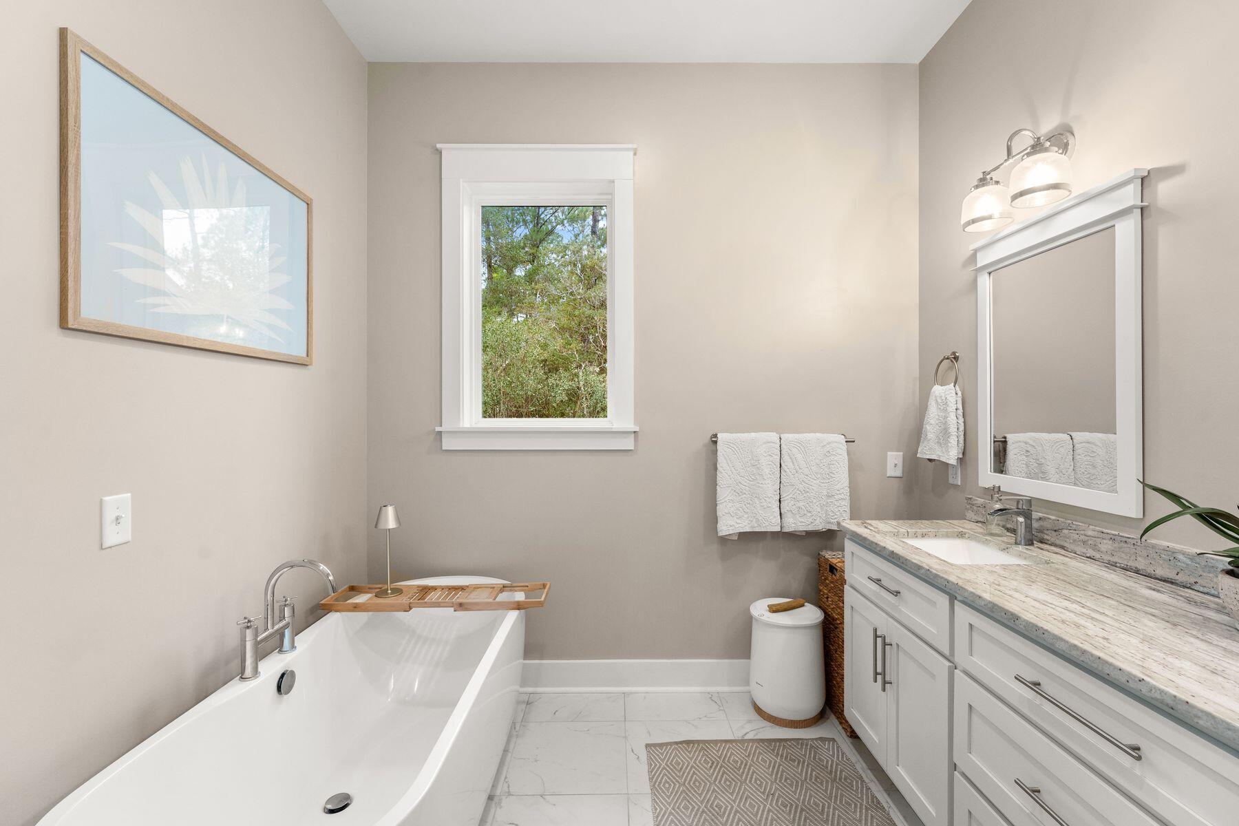 MAGNOLIA BEACH - Residential Lease