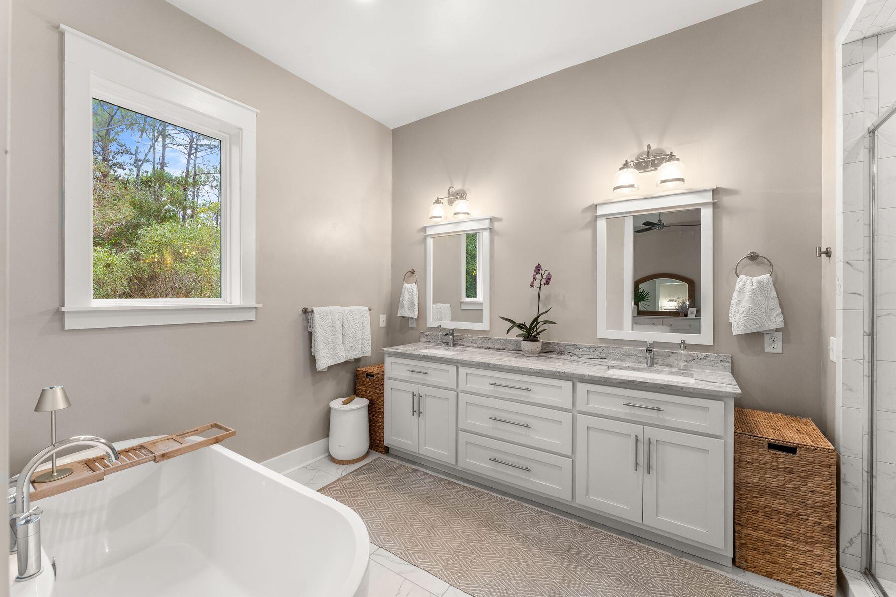 MAGNOLIA BEACH - Residential Lease