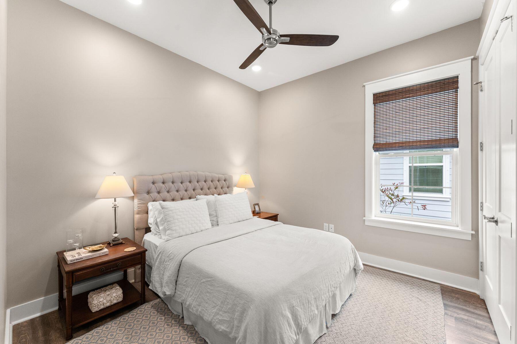 MAGNOLIA BEACH - Residential Lease