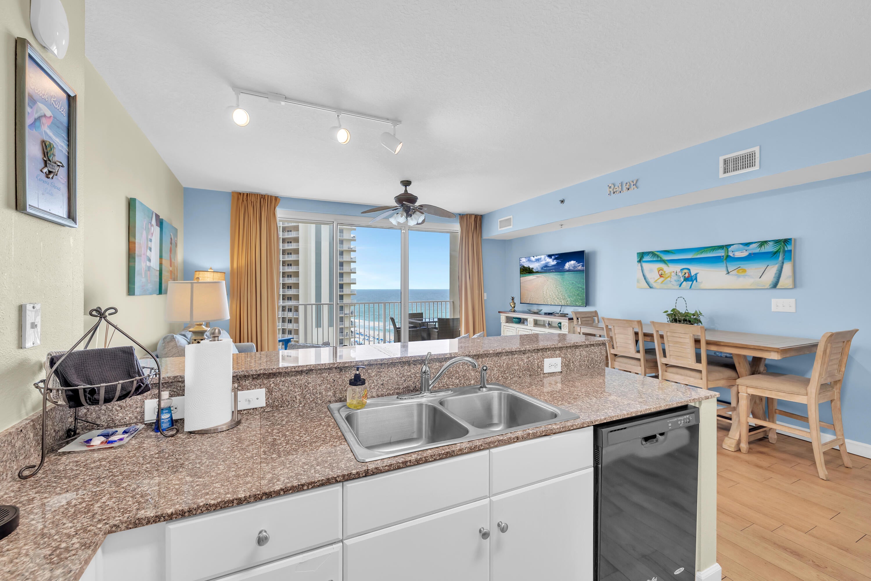 SHORES OF PANAMA - Residential