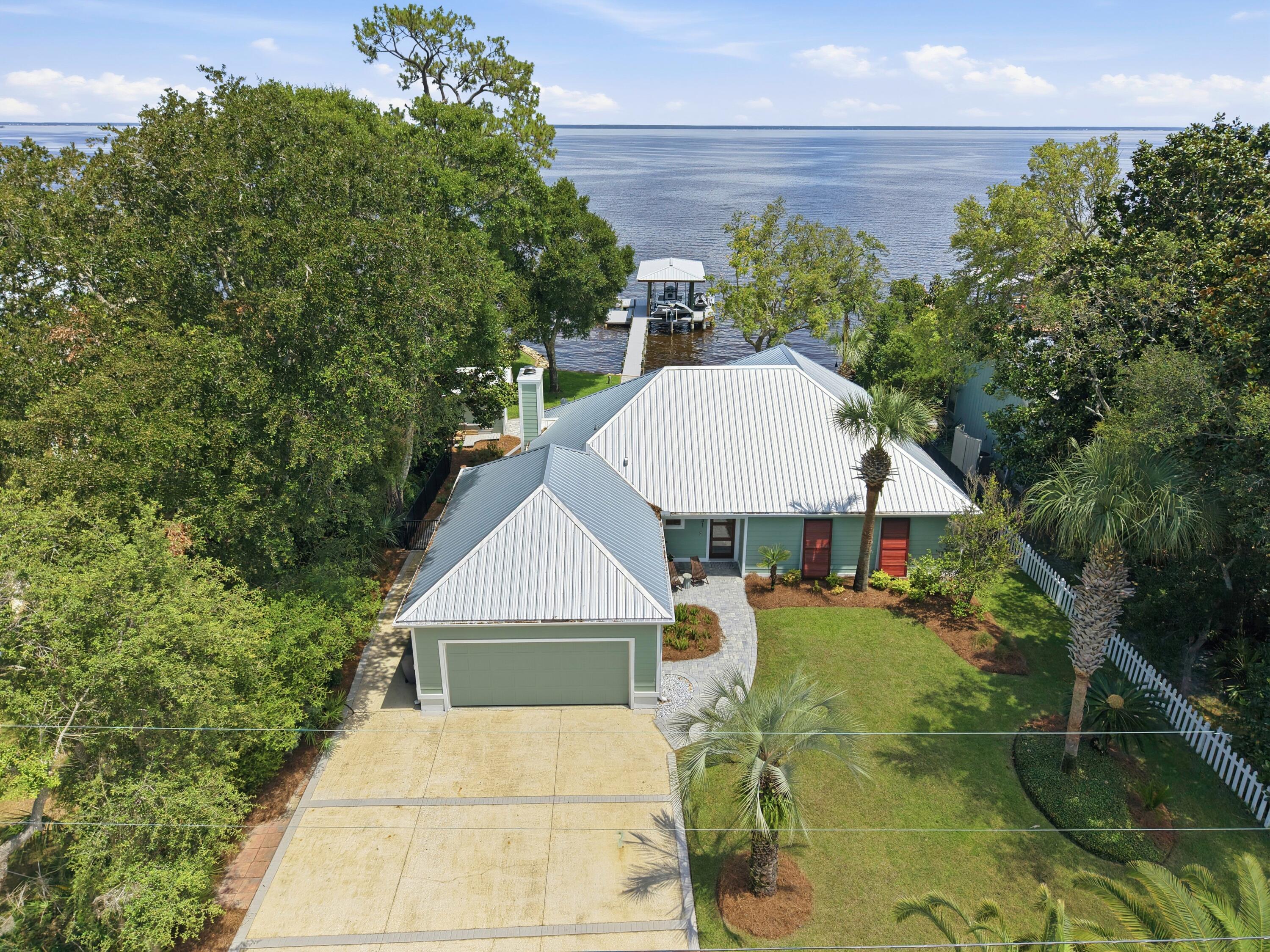 SANTA ROSA BCH EST - Residential