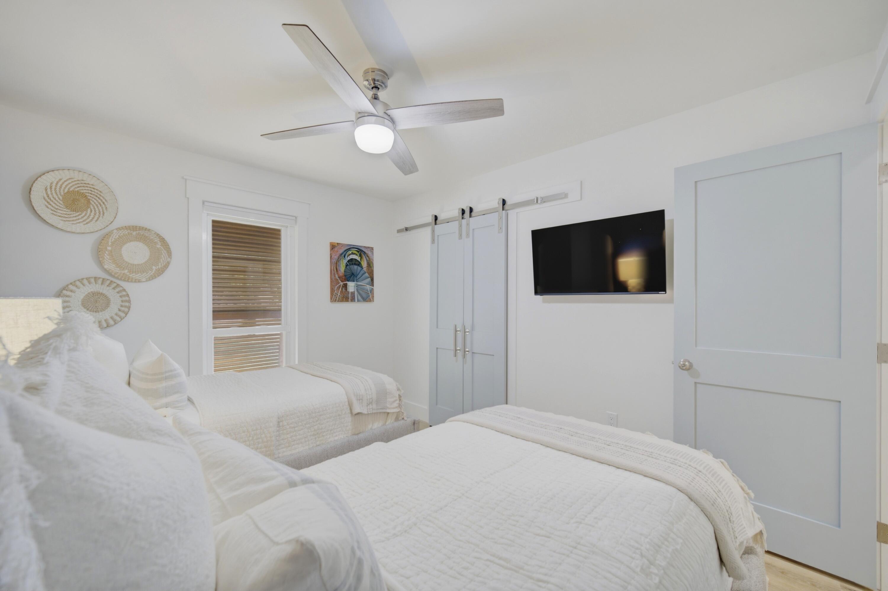 SANTA ROSA BCH EST - Residential