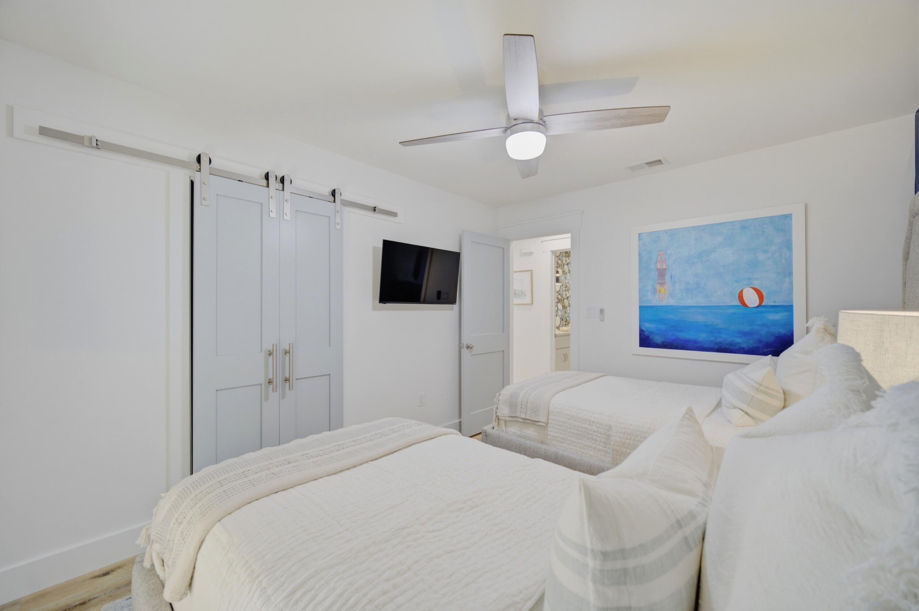 SANTA ROSA BCH EST - Residential