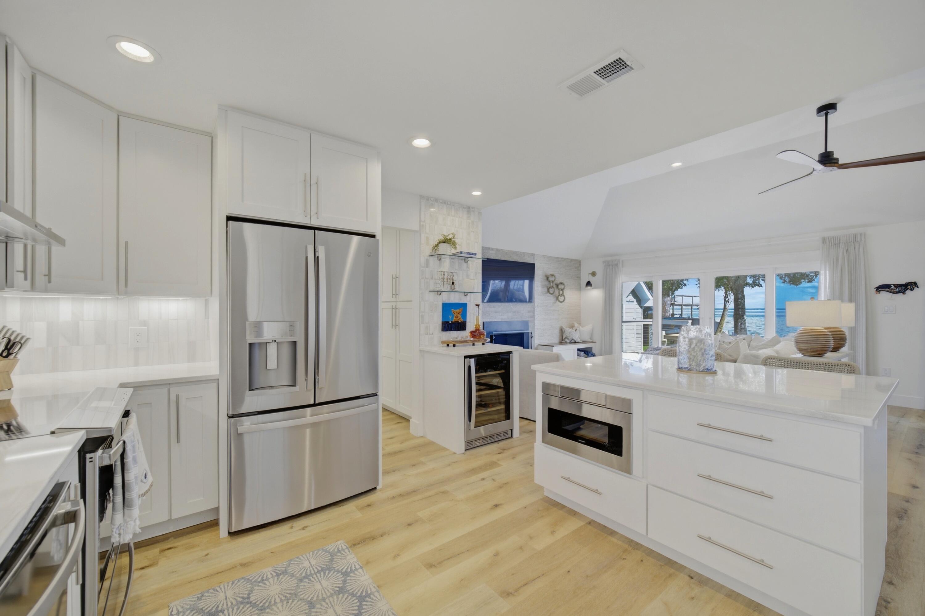 SANTA ROSA BCH EST - Residential