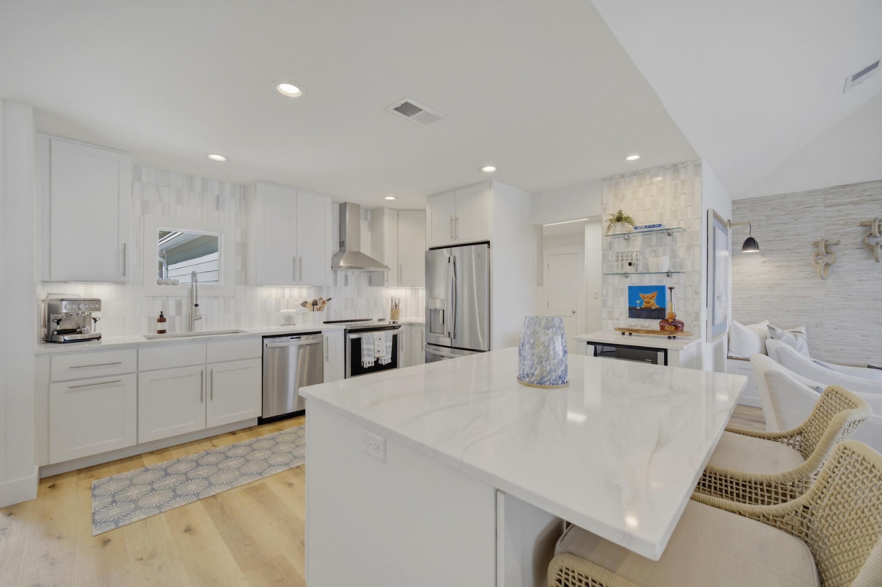 SANTA ROSA BCH EST - Residential