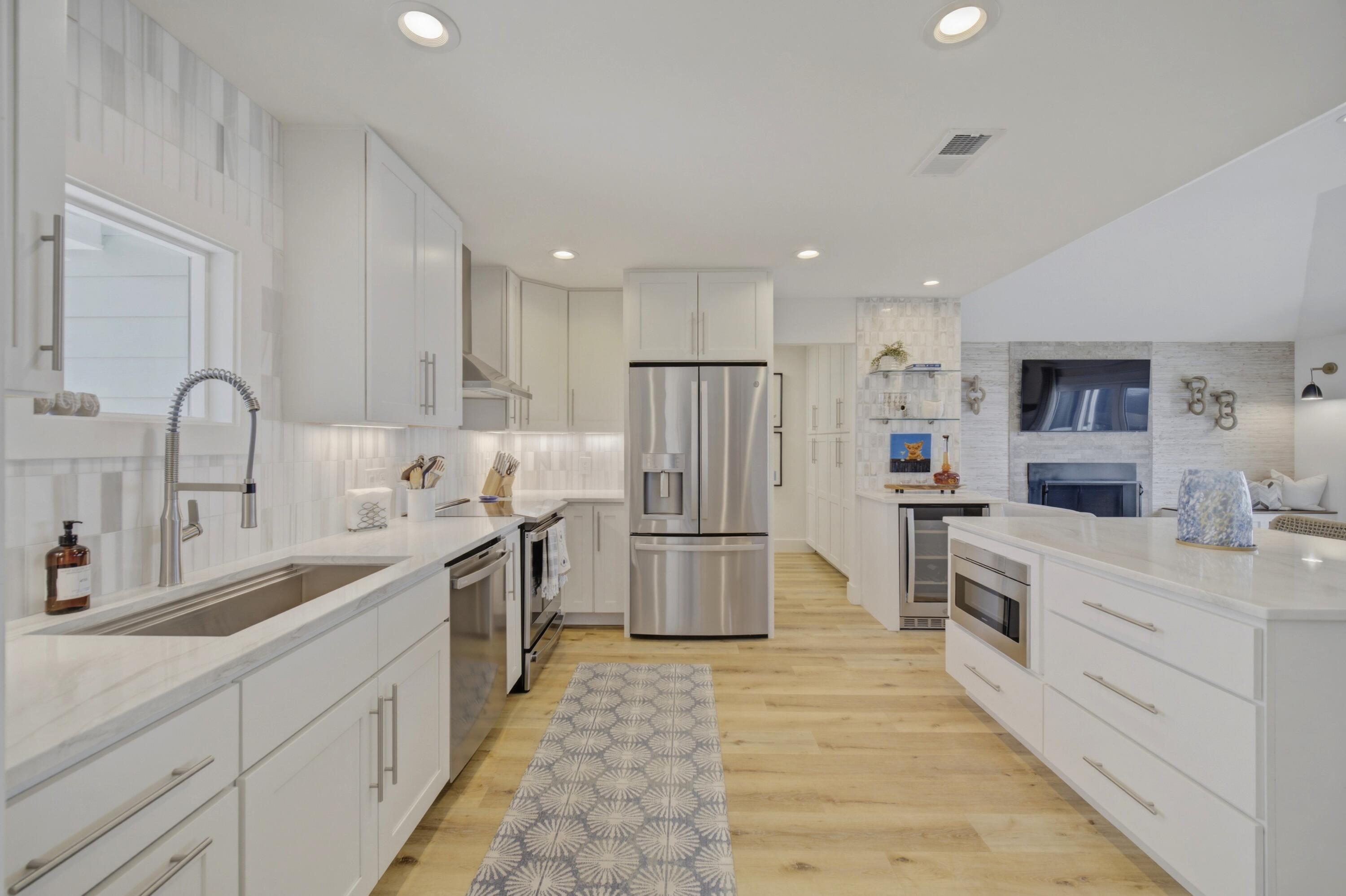 SANTA ROSA BCH EST - Residential