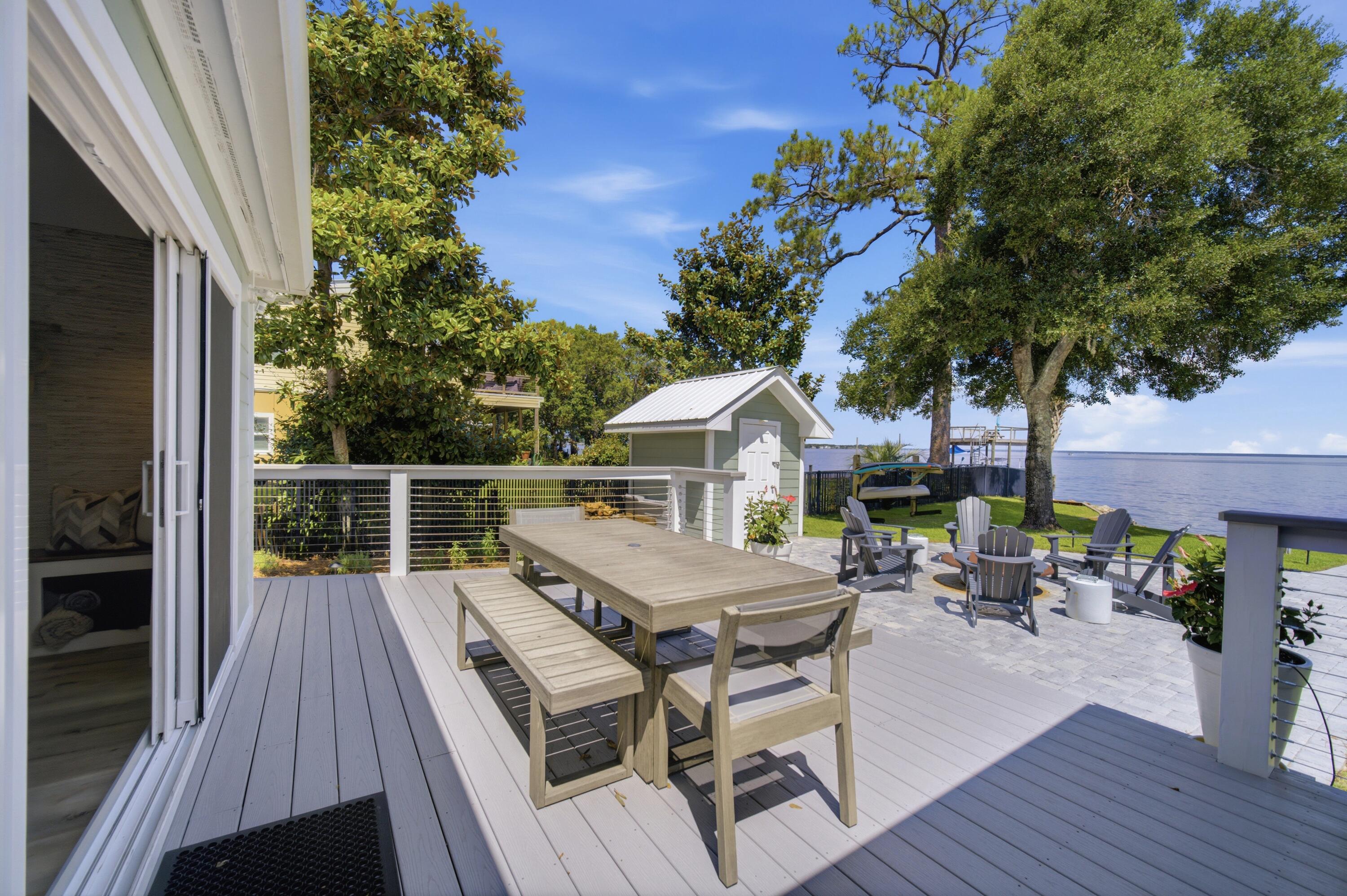 SANTA ROSA BCH EST - Residential