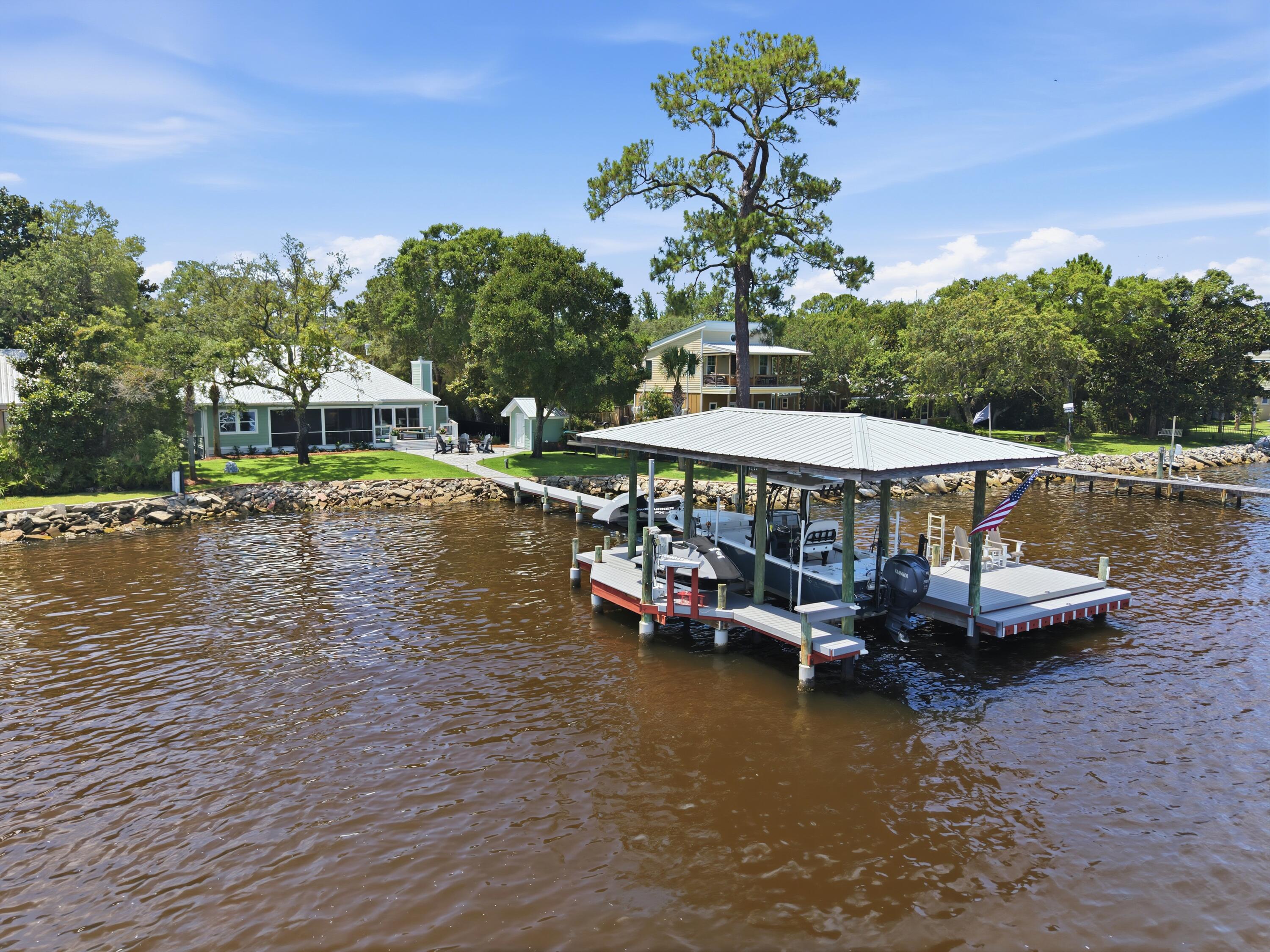 SANTA ROSA BCH EST - Residential