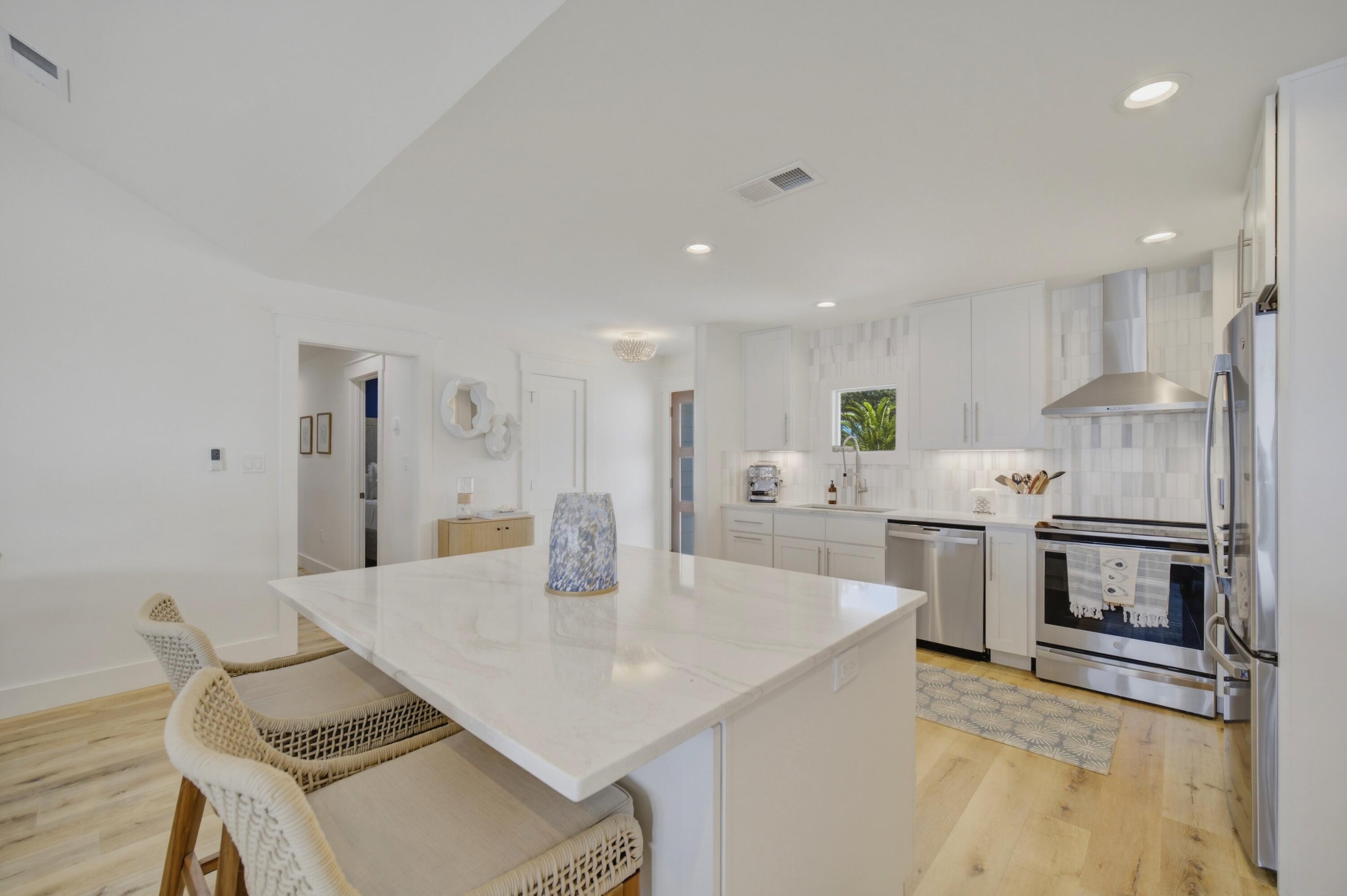 SANTA ROSA BCH EST - Residential