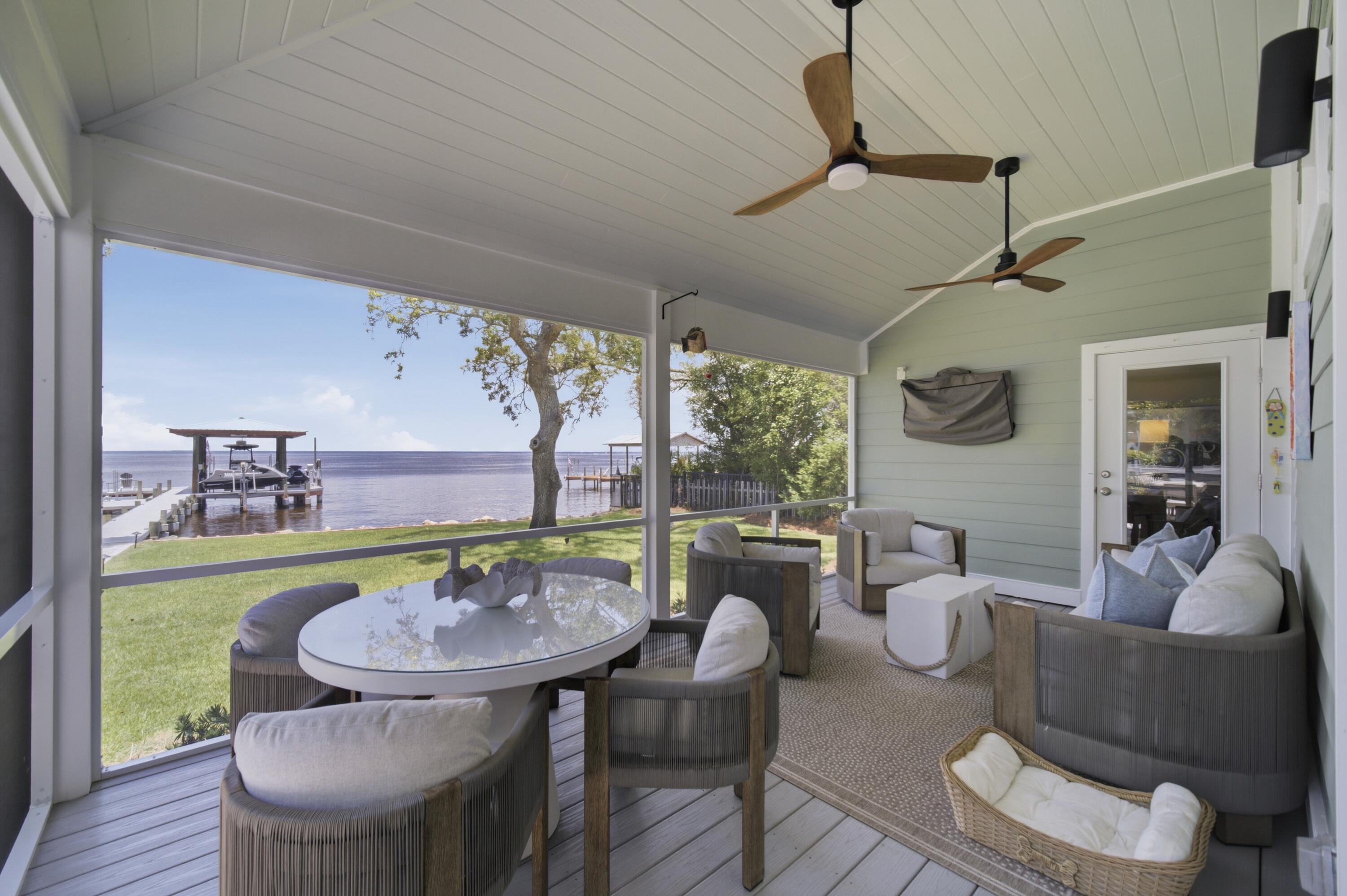 SANTA ROSA BCH EST - Residential