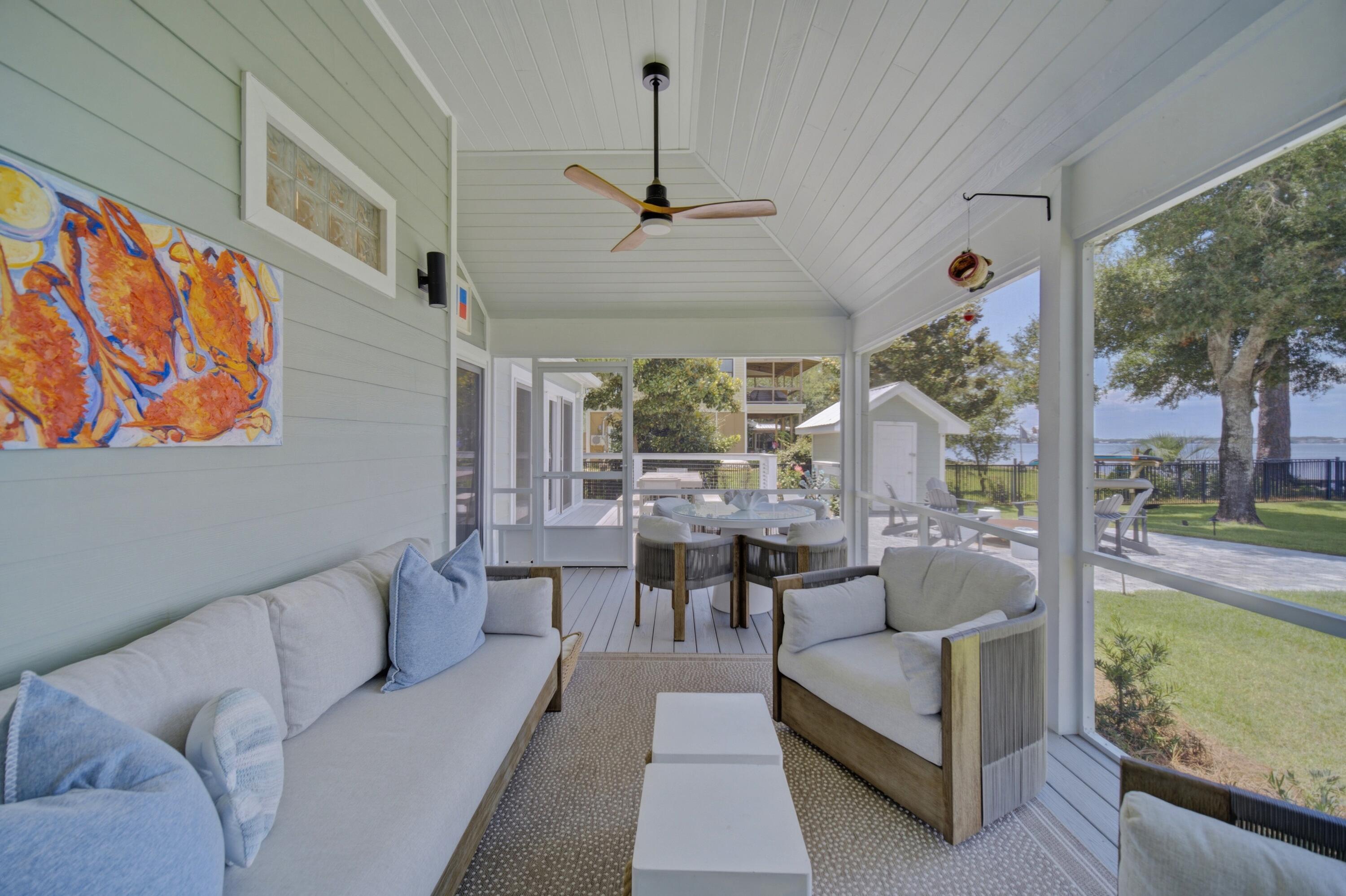 SANTA ROSA BCH EST - Residential