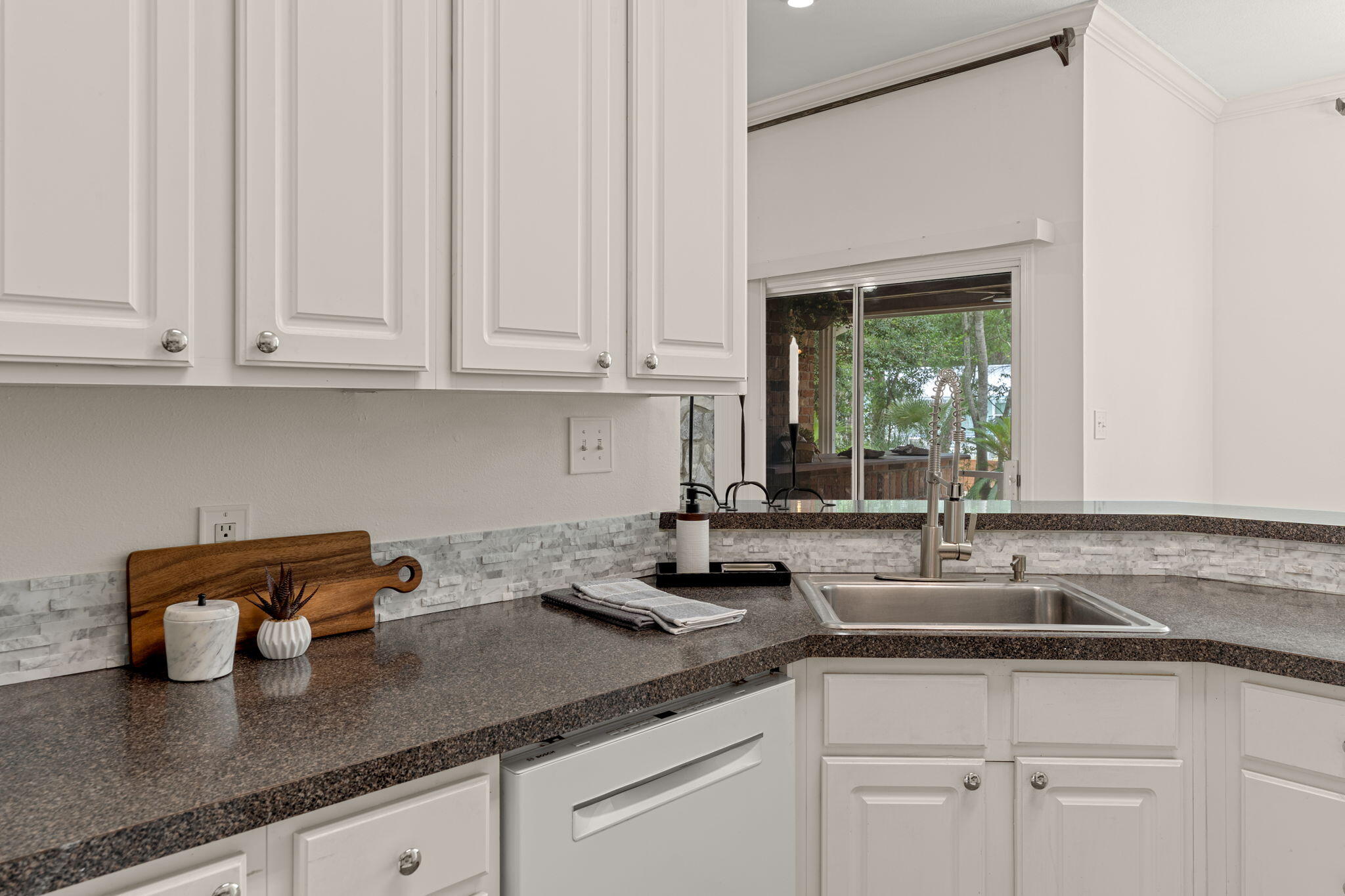 HARBOR OAKS - Residential