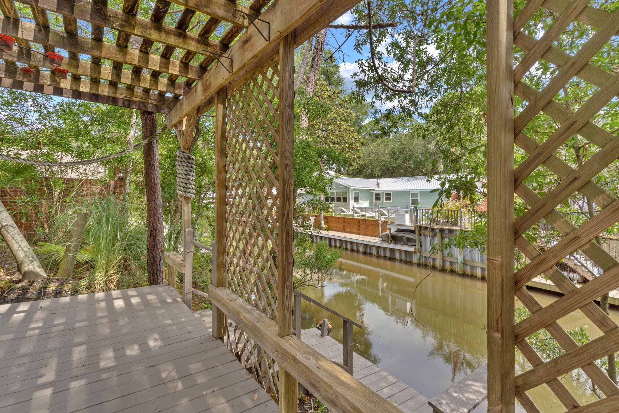HARBOR OAKS - Residential