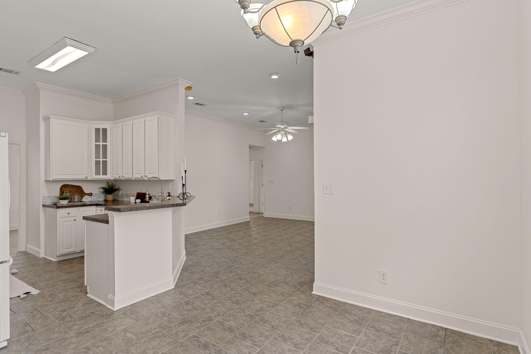 HARBOR OAKS - Residential