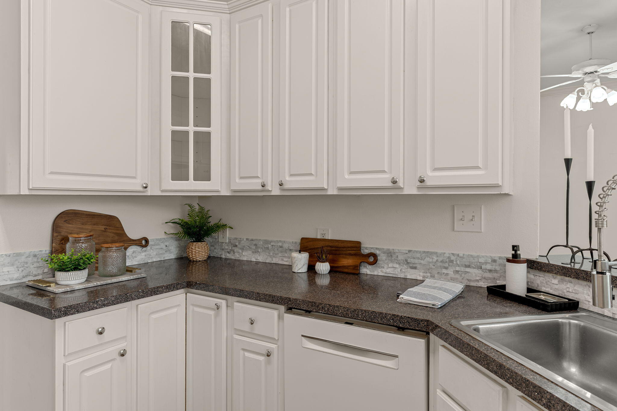 HARBOR OAKS - Residential