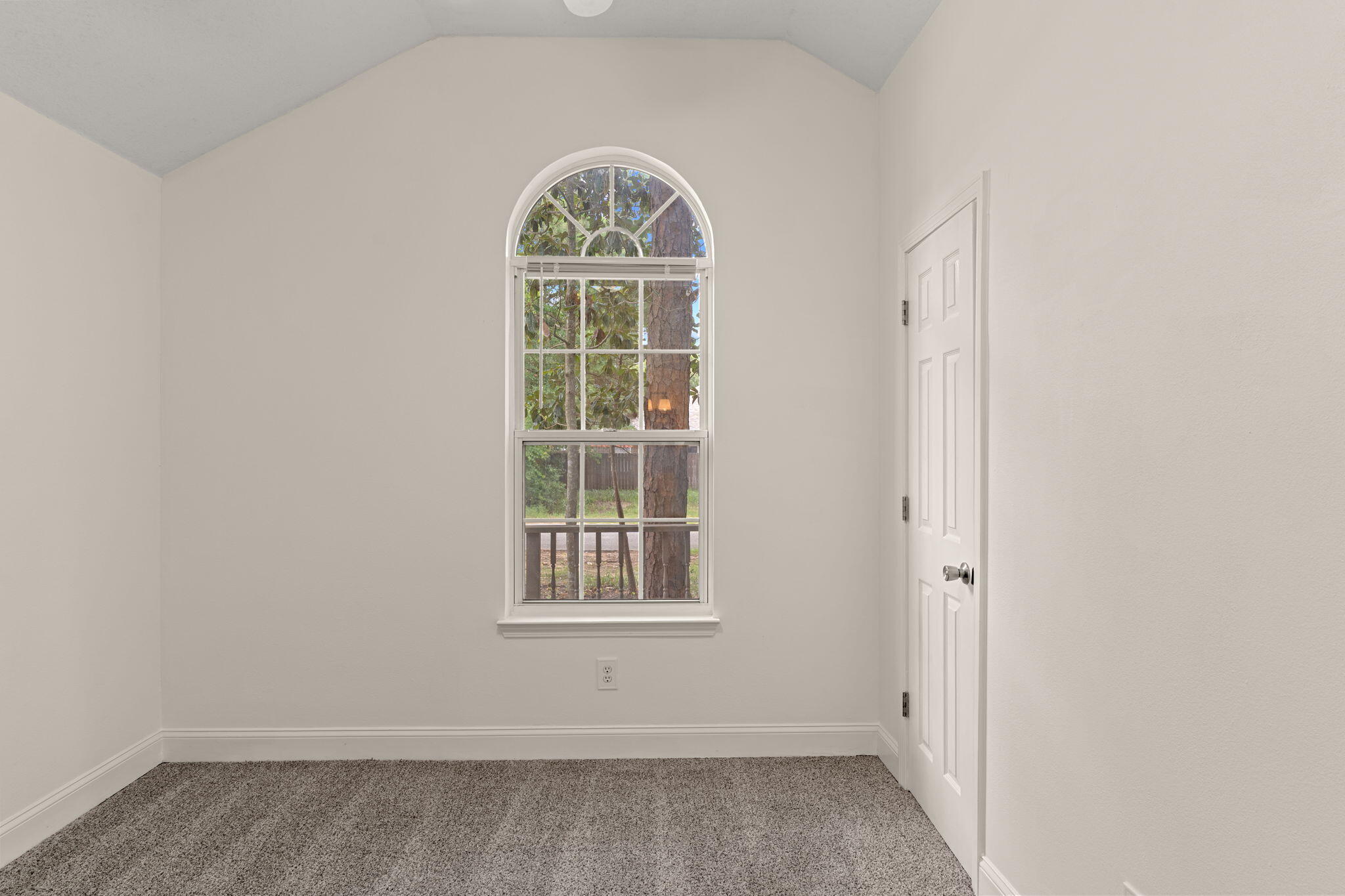 HARBOR OAKS - Residential