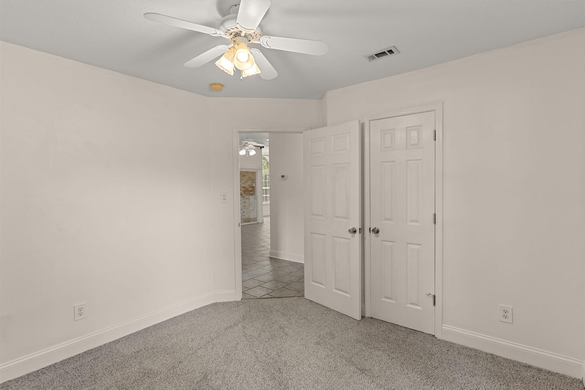 HARBOR OAKS - Residential