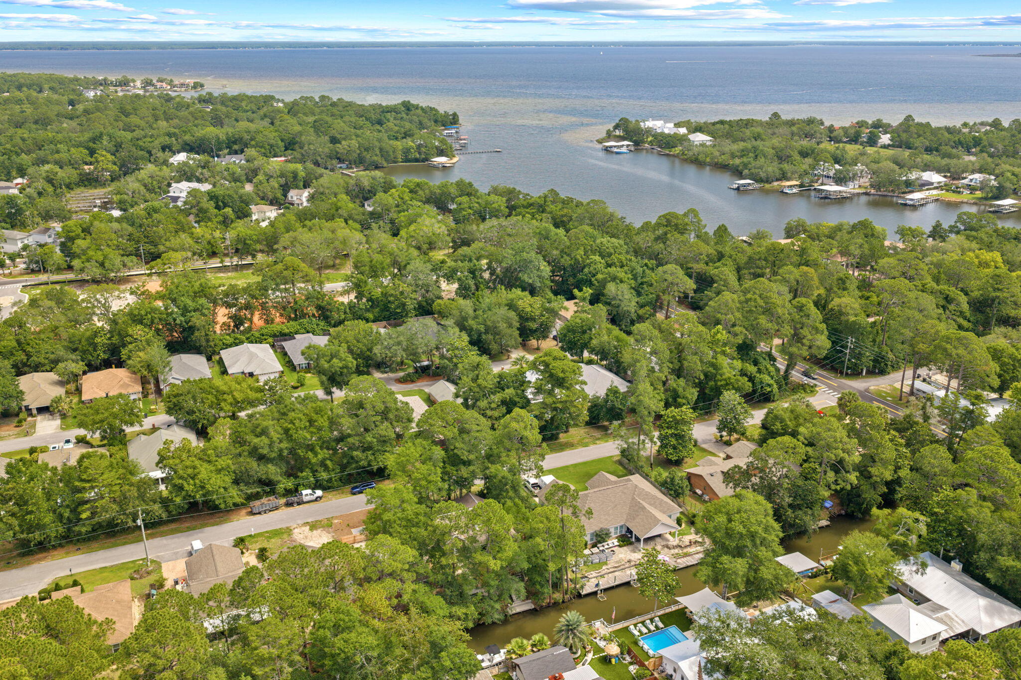 HARBOR OAKS - Residential