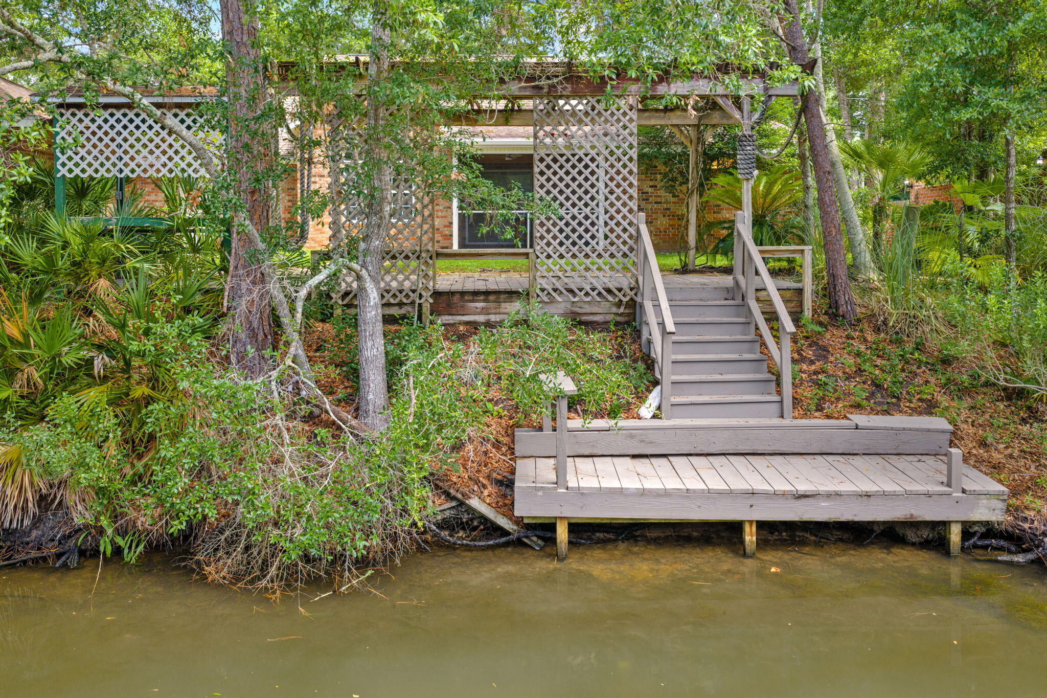 HARBOR OAKS - Residential