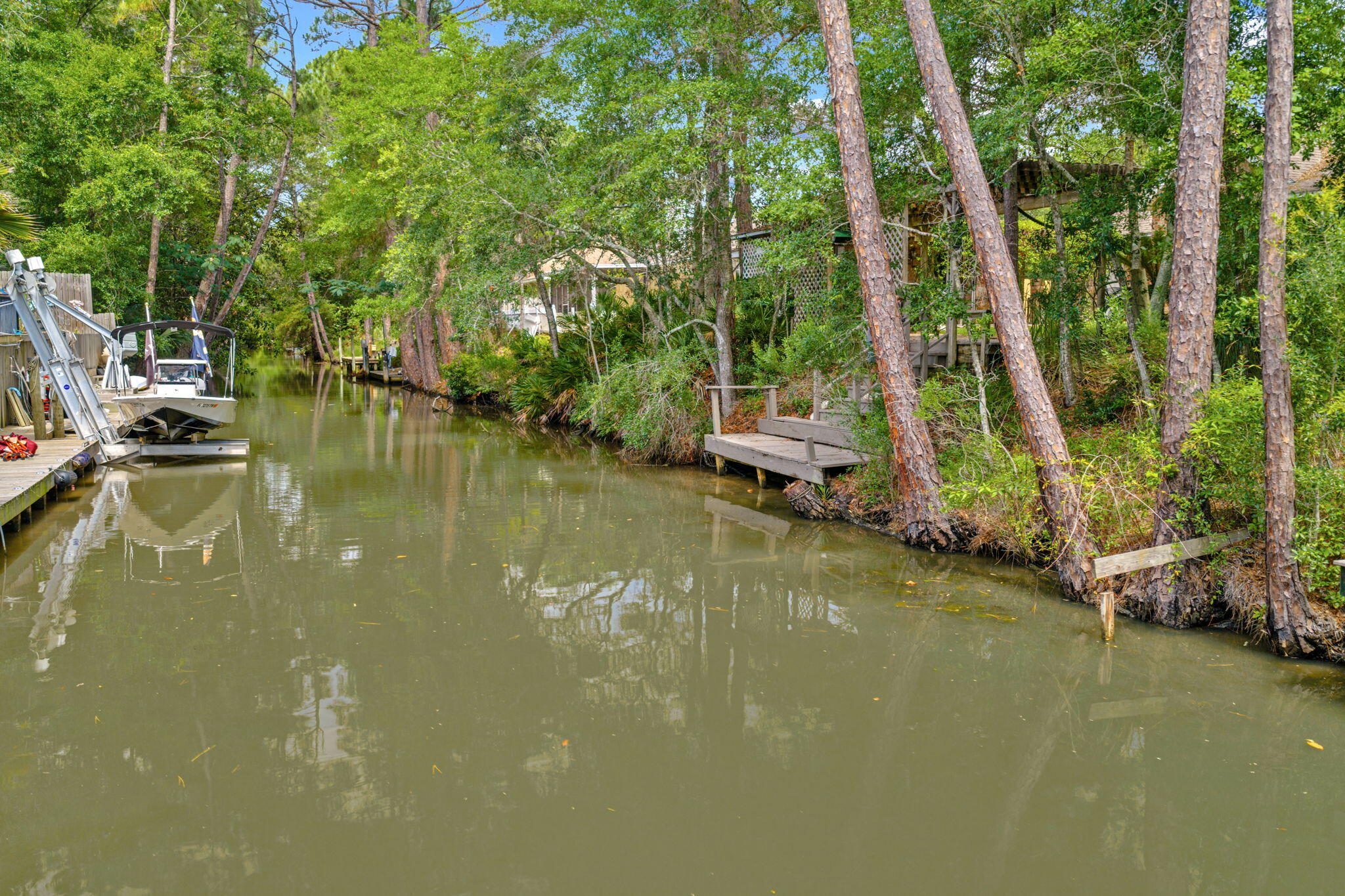HARBOR OAKS - Residential