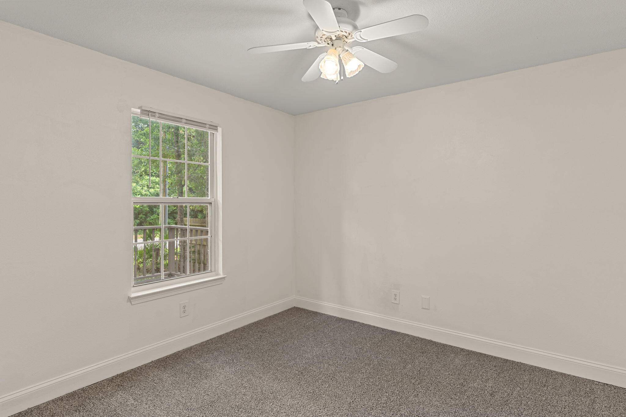 HARBOR OAKS - Residential