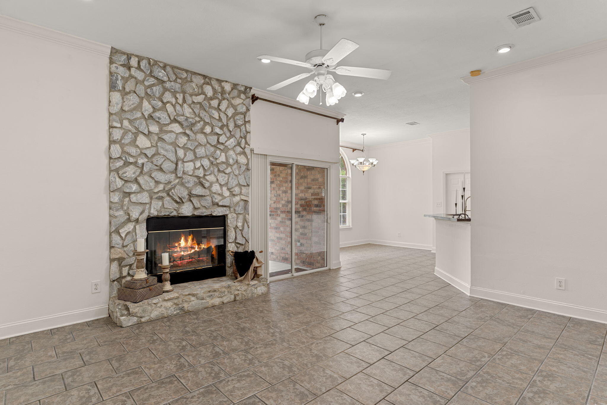 HARBOR OAKS - Residential
