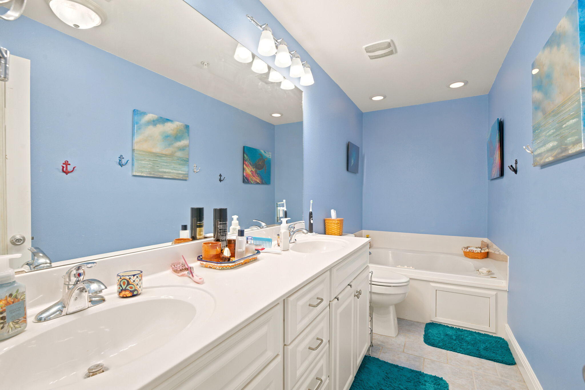 SEA PINES T/H - Residential