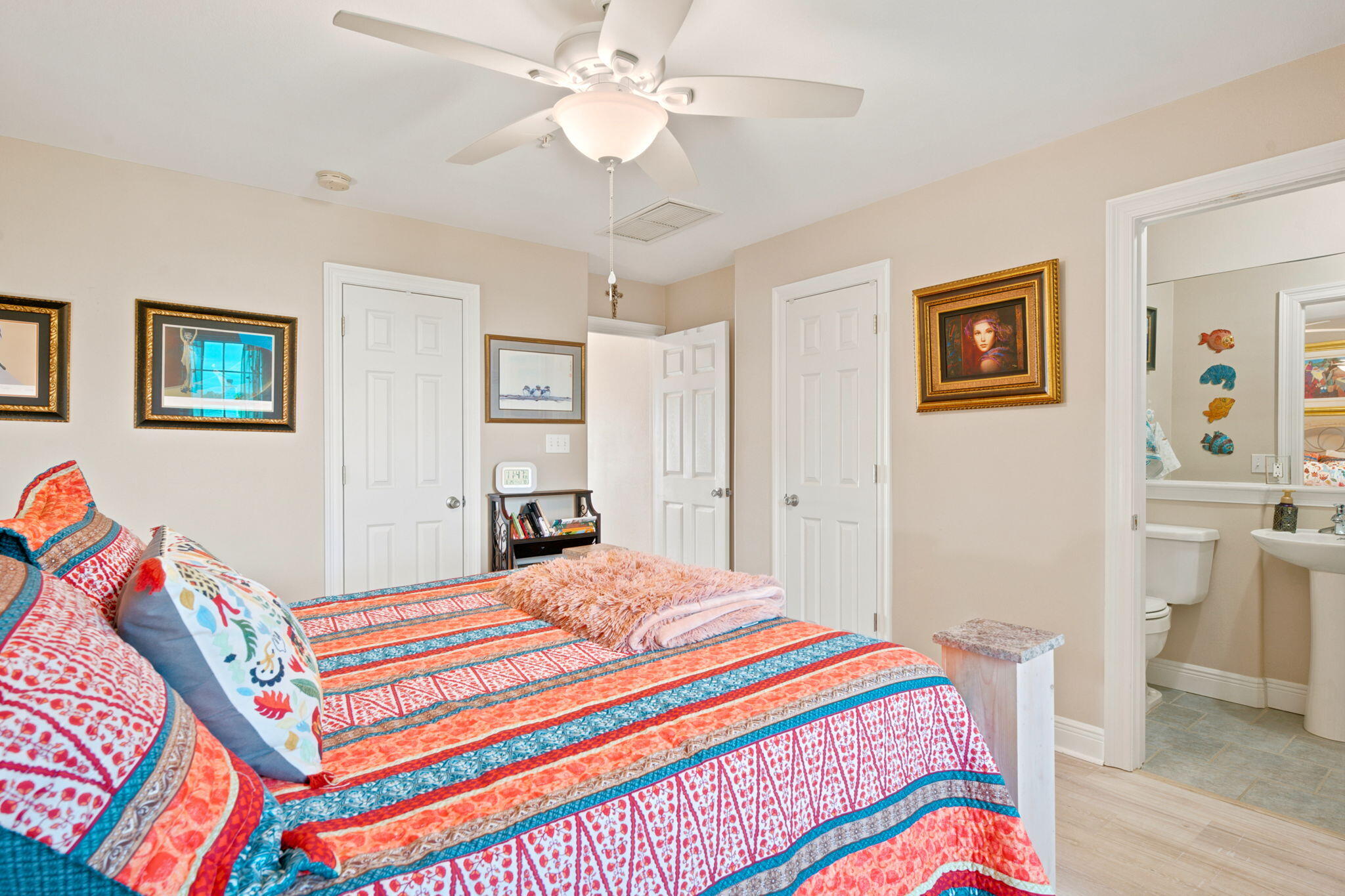 SEA PINES T/H - Residential