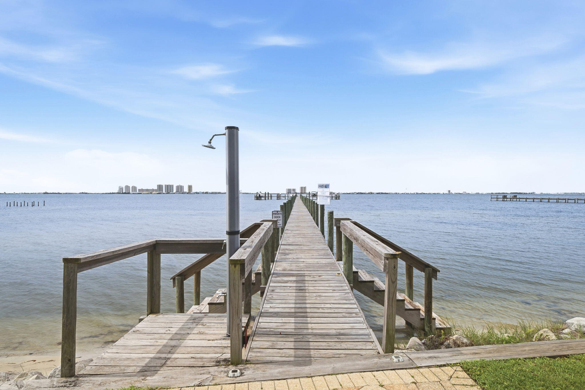 SEA PINES T/H - Residential