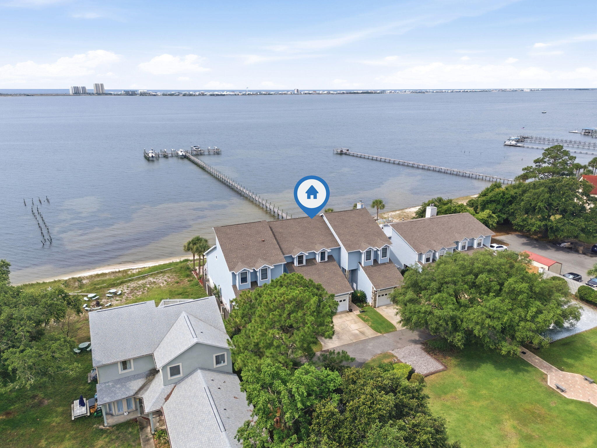 SEA PINES T/H - Residential