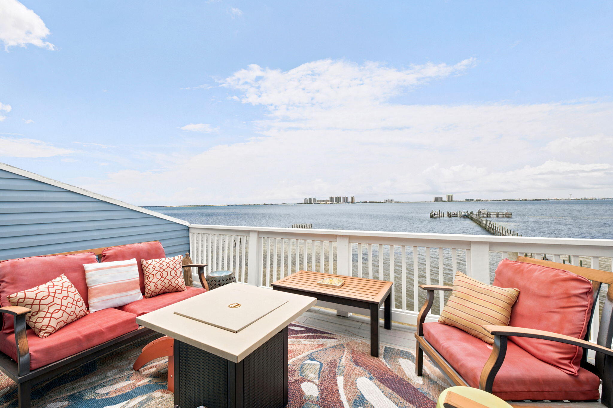 SEA PINES T/H - Residential