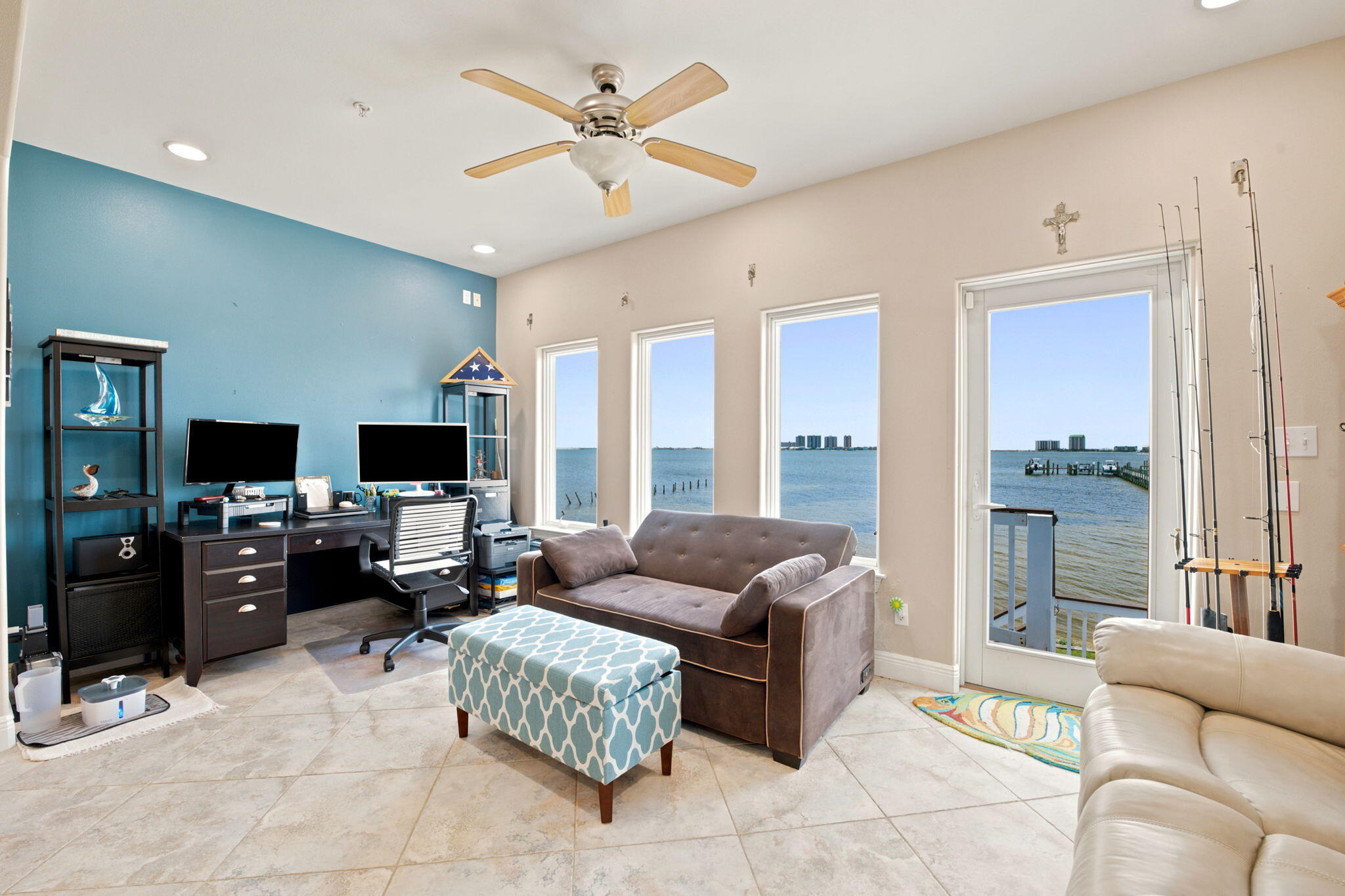 SEA PINES T/H - Residential
