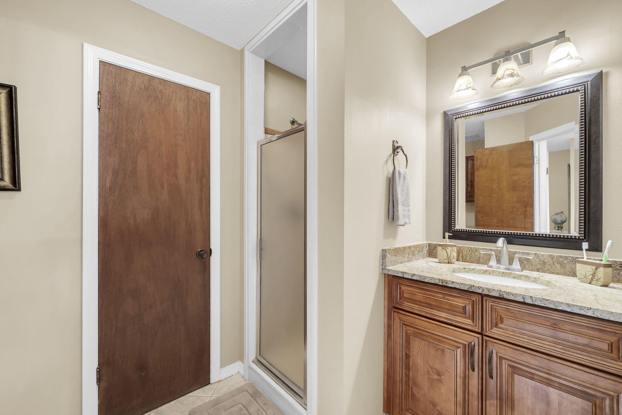 WATER OAKS 2 T/H - Residential