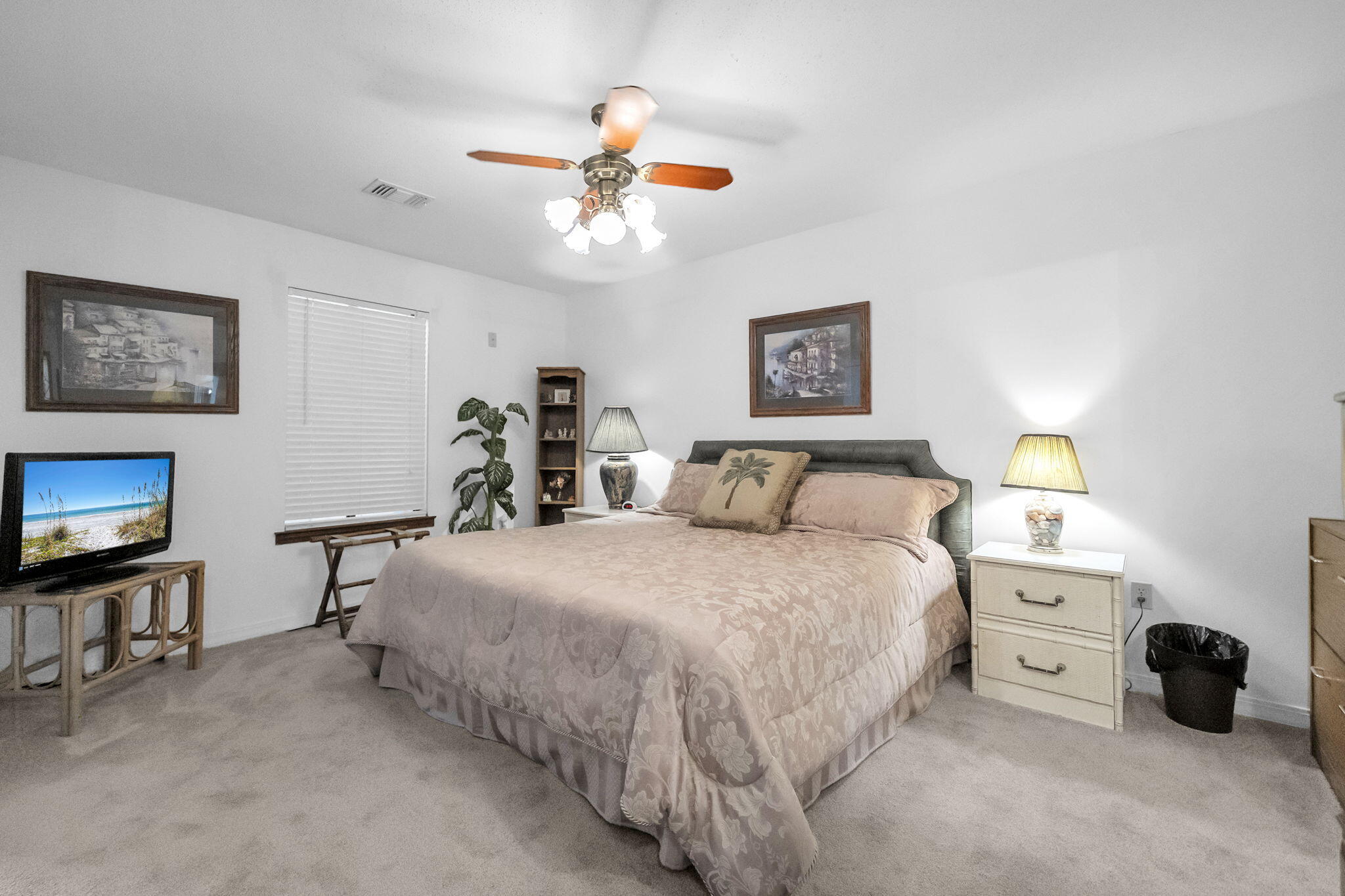 WATER OAKS 2 T/H - Residential