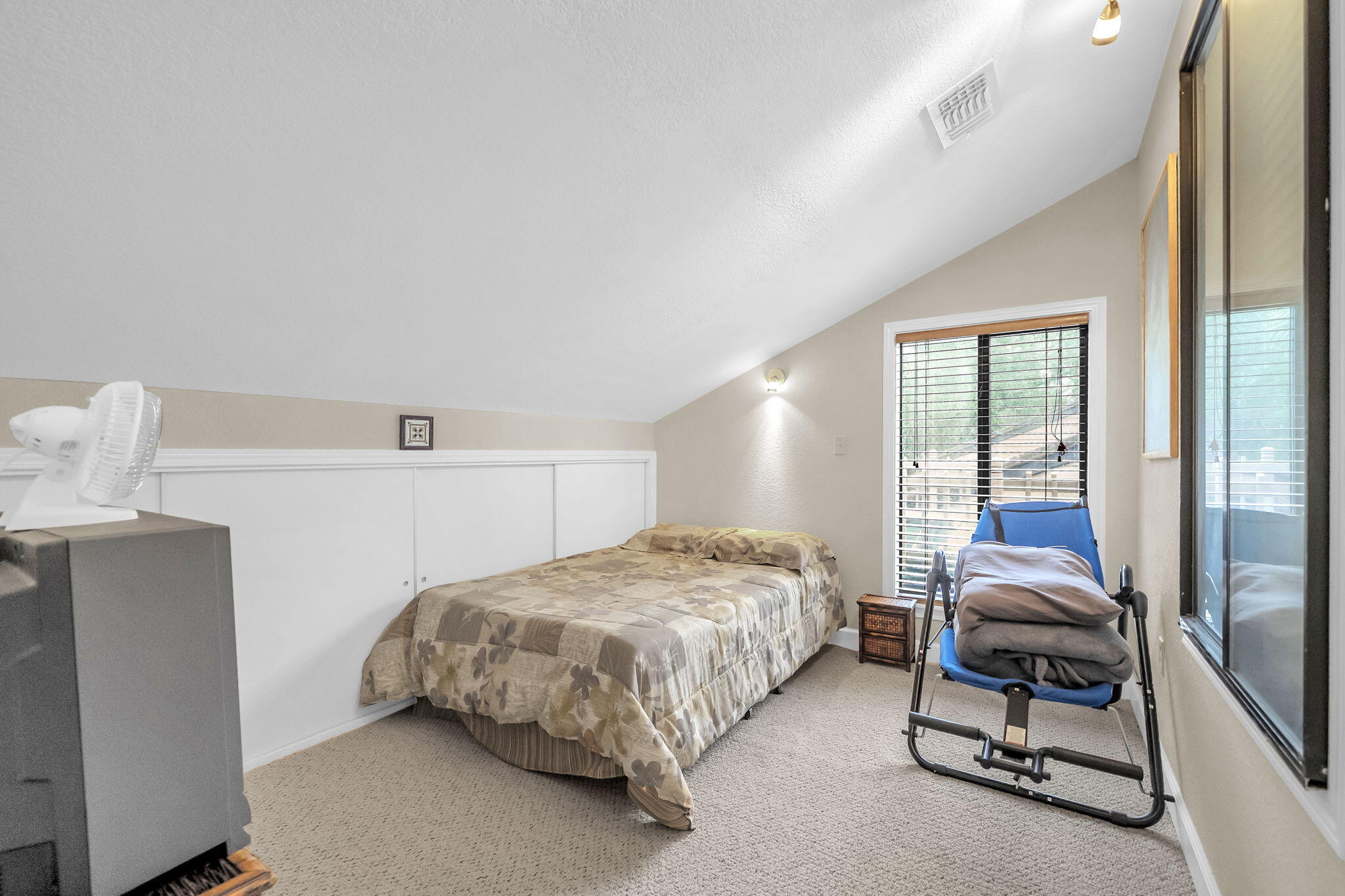 WATER OAKS 2 T/H - Residential