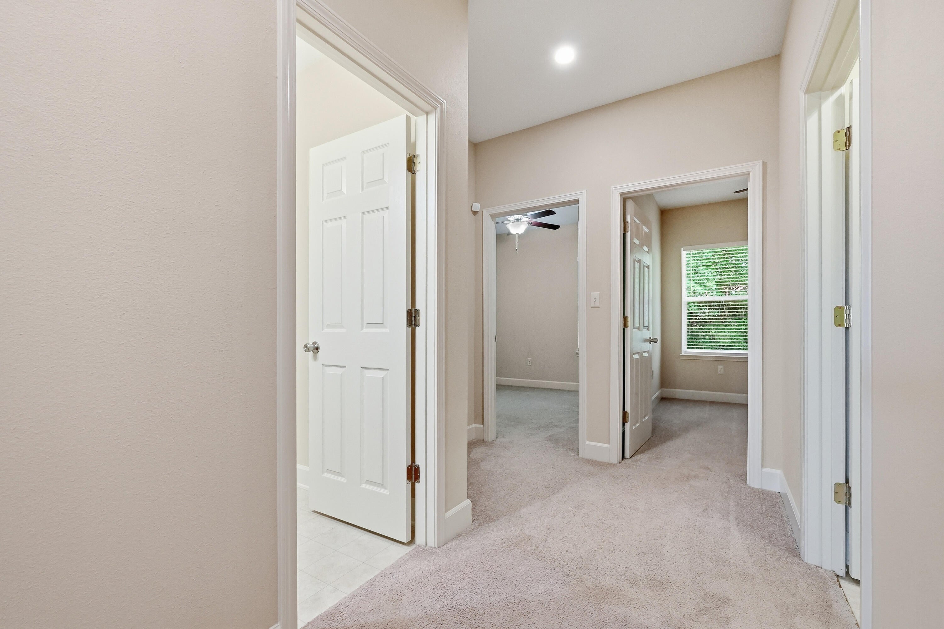ARBOR LAKE PHASE II - Residential Lease