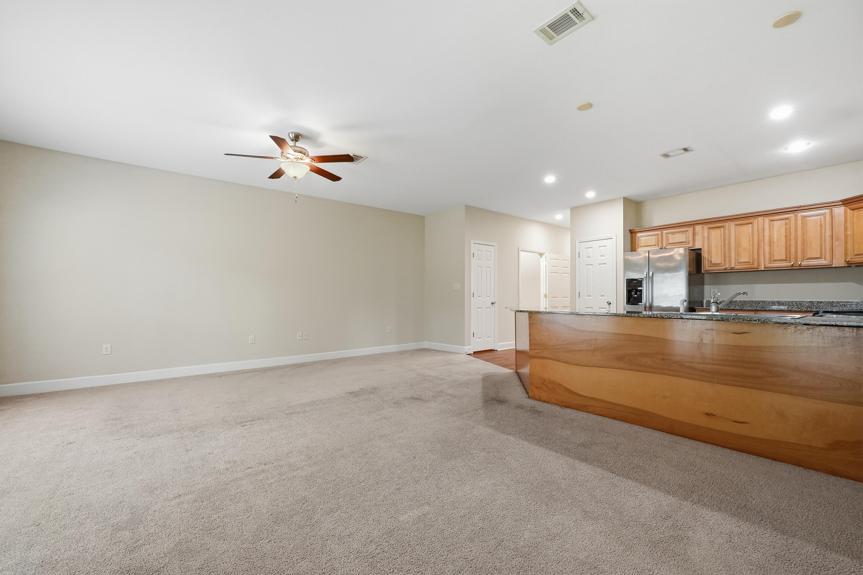 ARBOR LAKE PHASE II - Residential Lease
