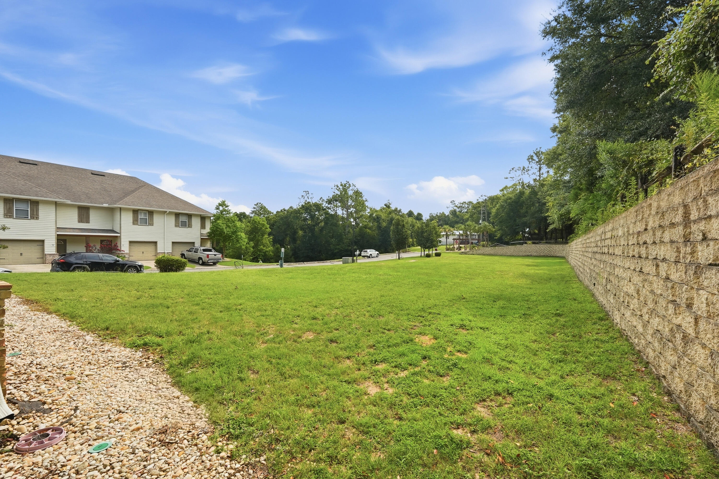 ARBOR LAKE PHASE II - Residential Lease