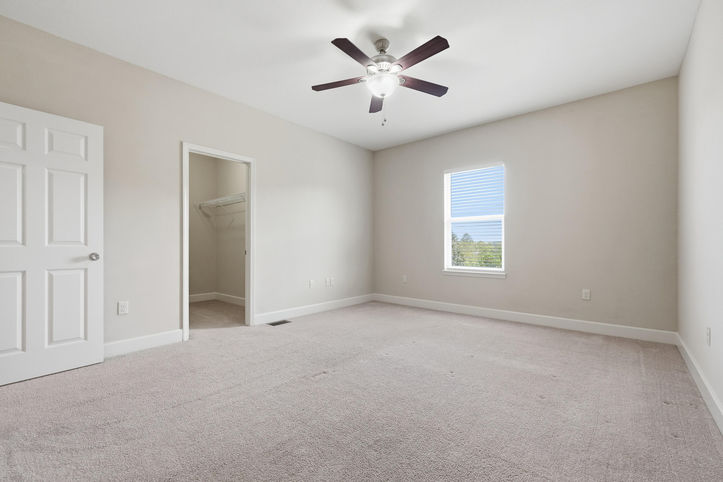 ARBOR LAKE PHASE II - Residential Lease