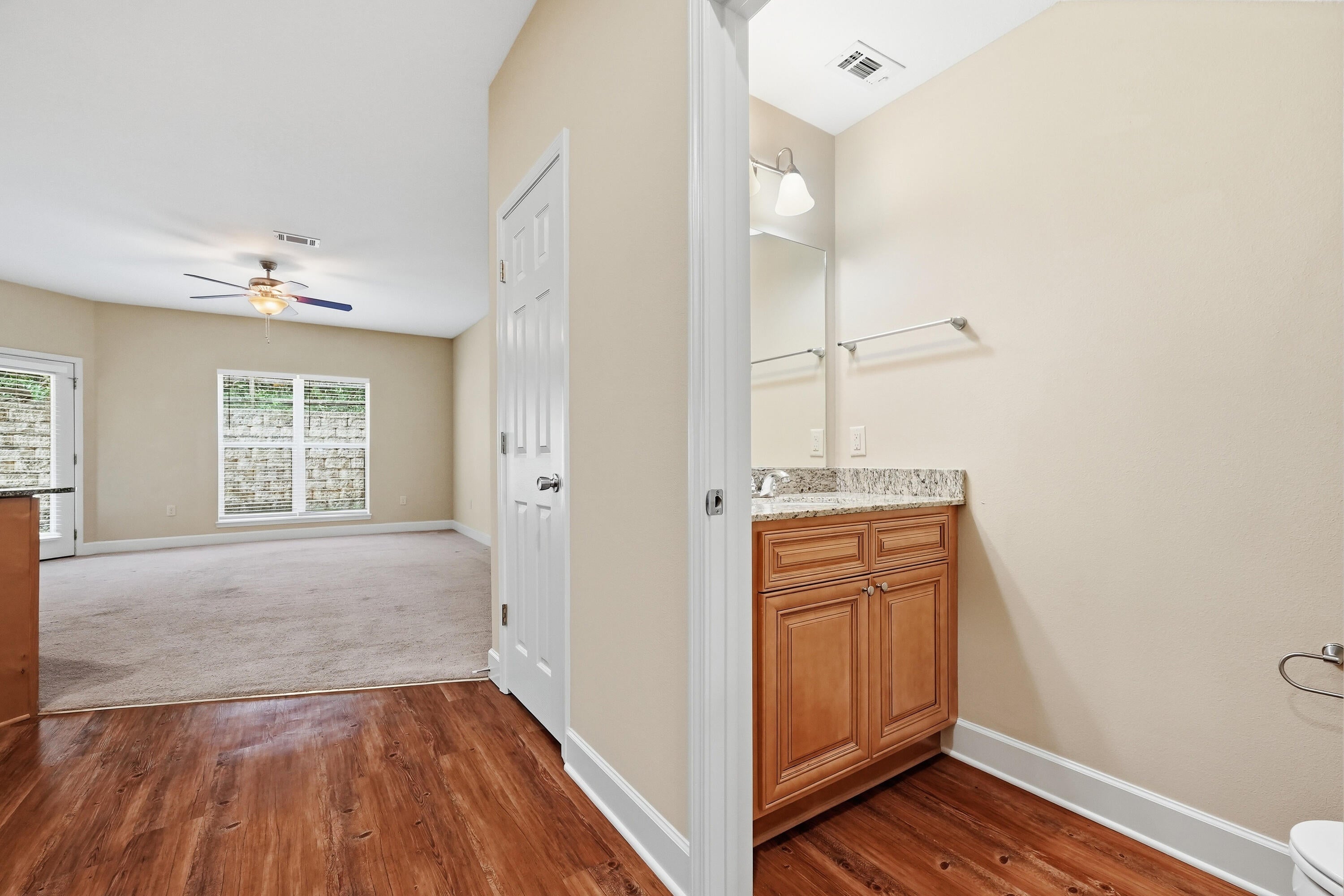 ARBOR LAKE PHASE II - Residential Lease