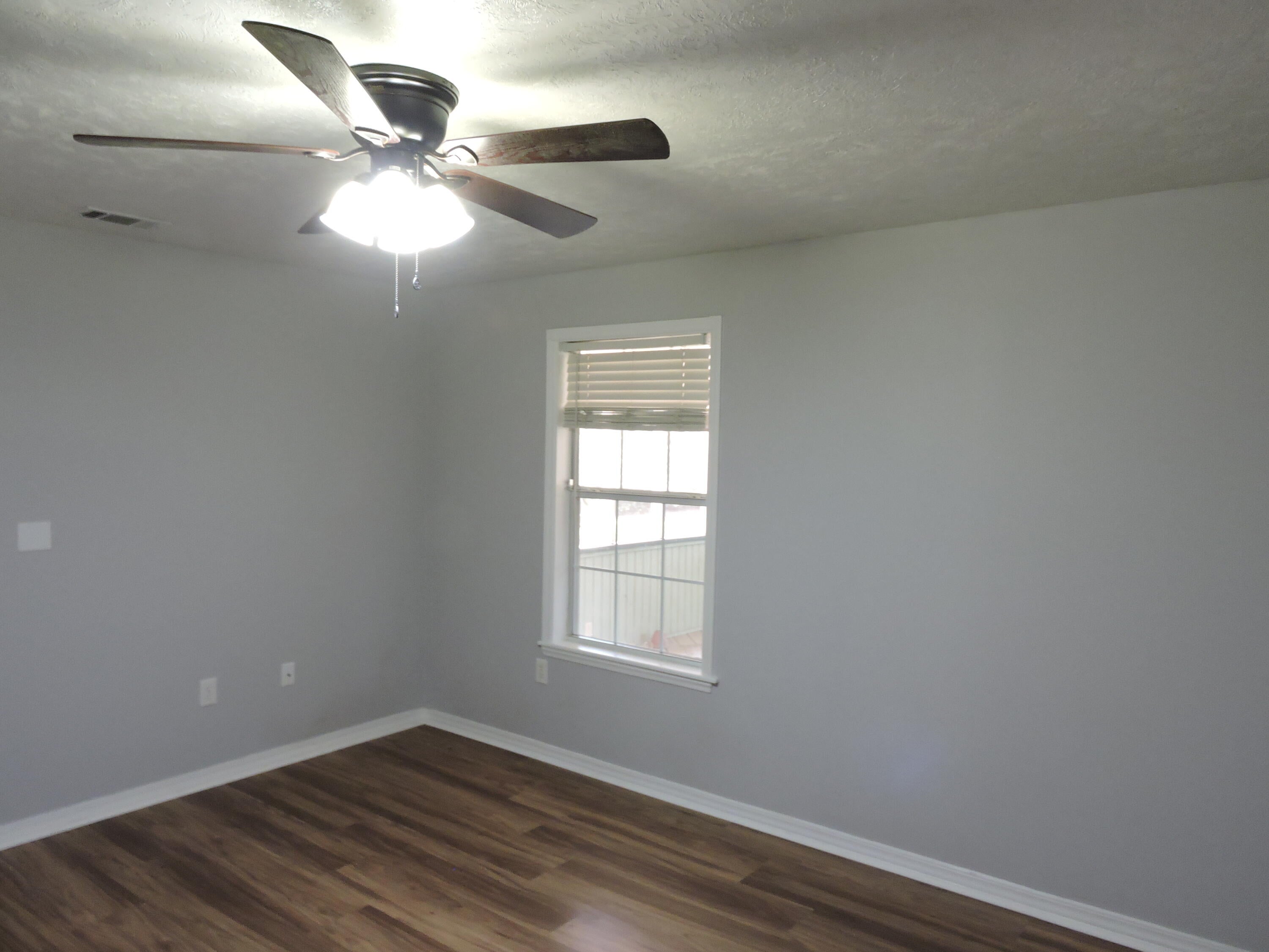 COUNTRYVIEW ESTATES 6TH ADDN PH2 - Residential Lease