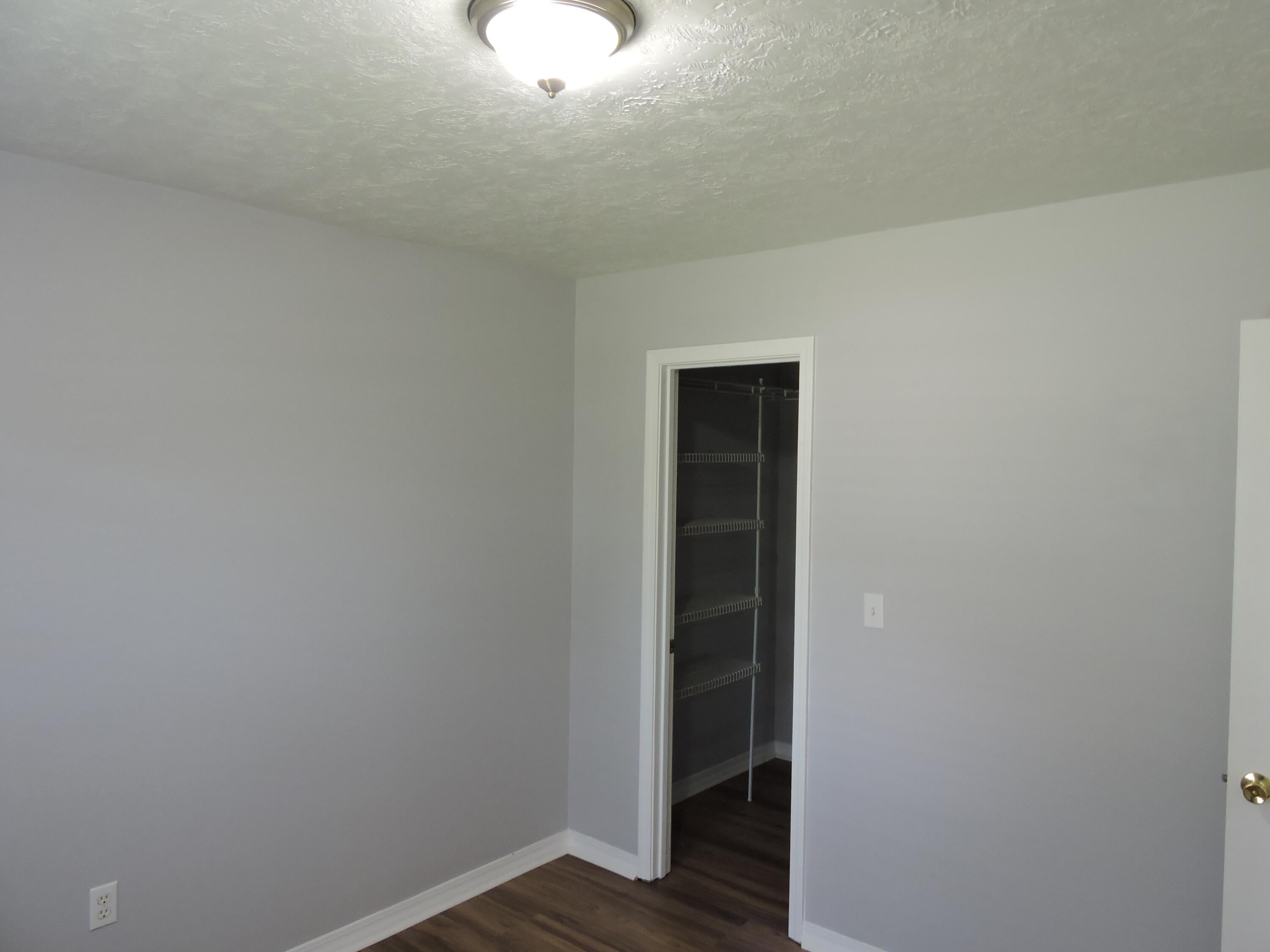 COUNTRYVIEW ESTATES 6TH ADDN PH2 - Residential Lease