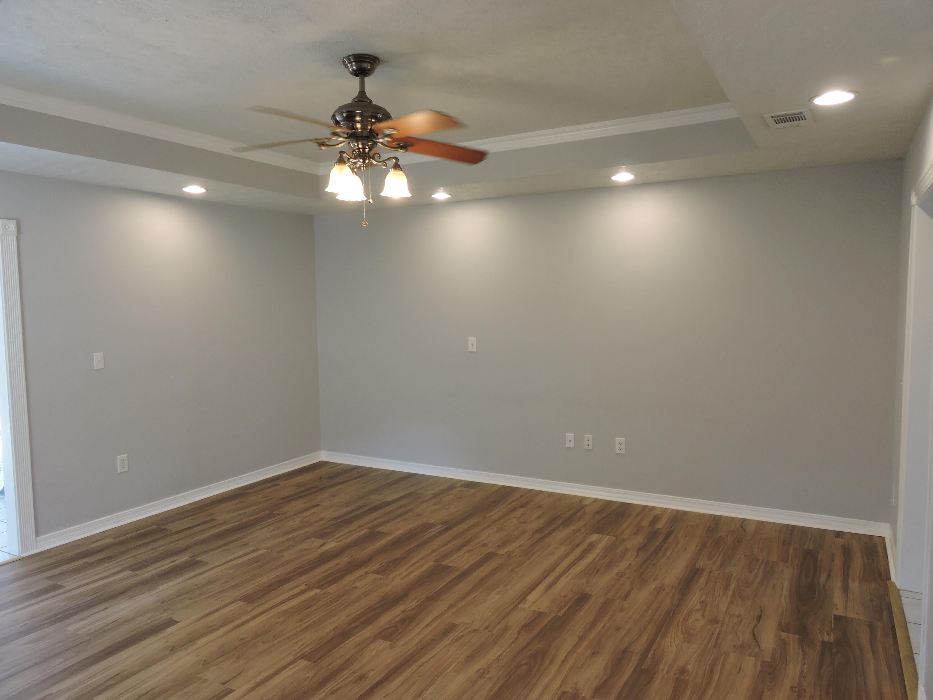 COUNTRYVIEW ESTATES 6TH ADDN PH2 - Residential Lease