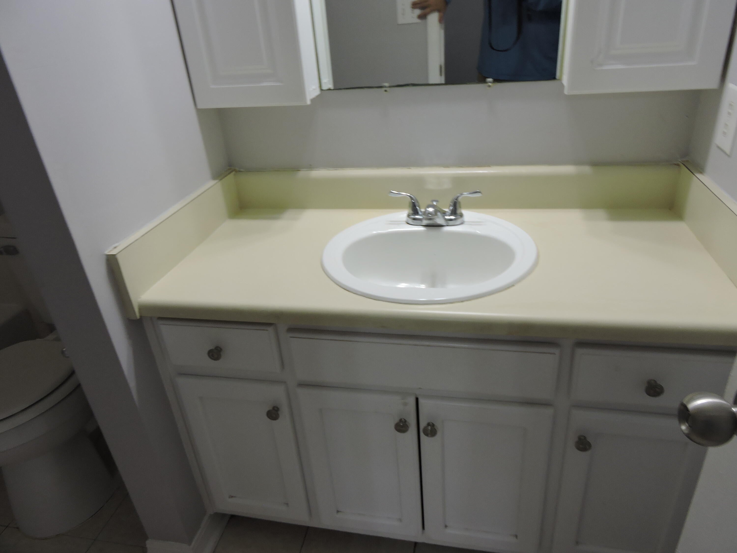 COUNTRYVIEW ESTATES 6TH ADDN PH2 - Residential Lease