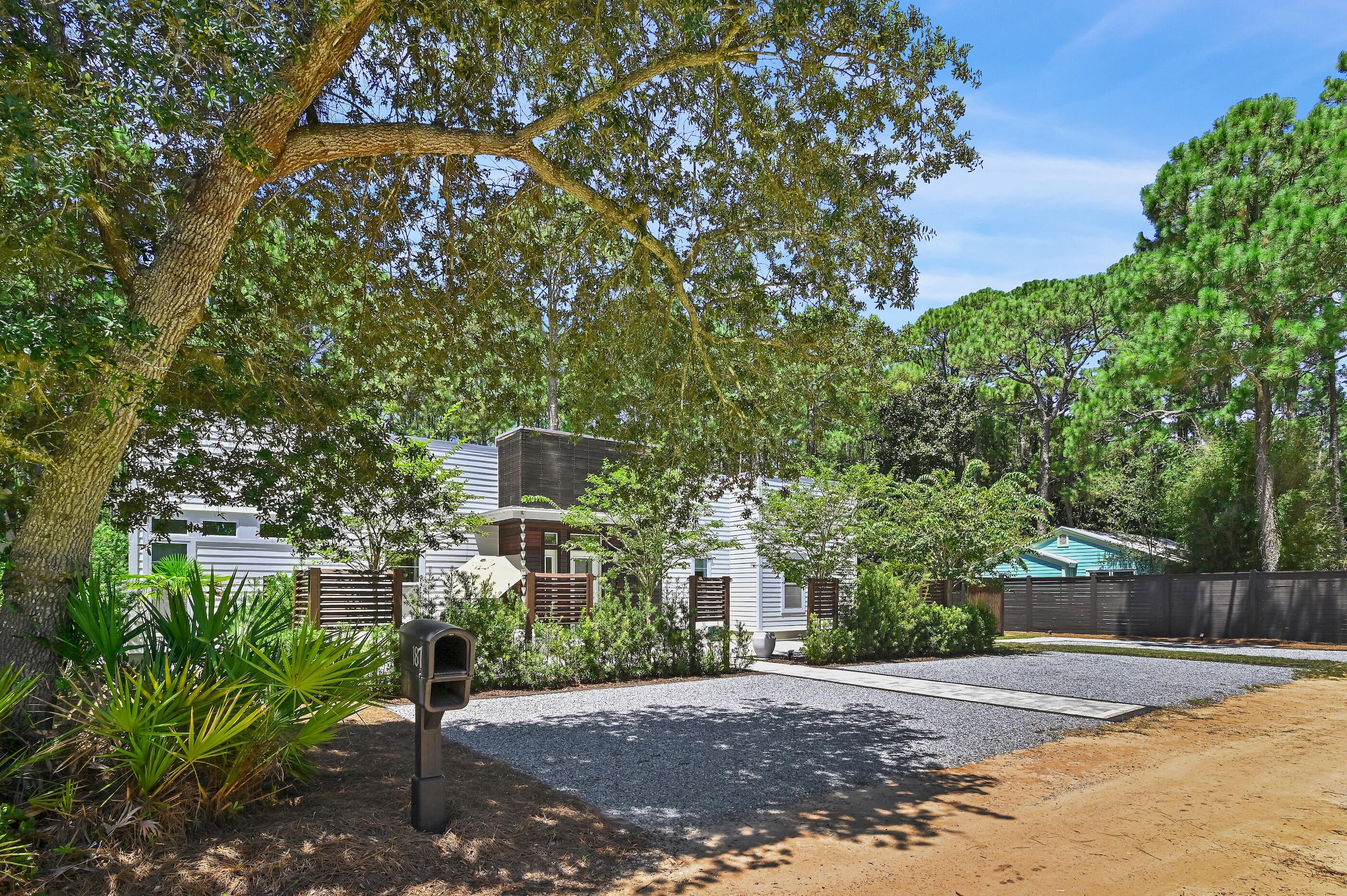 NO RECORDED SUBDIVISION - Residential