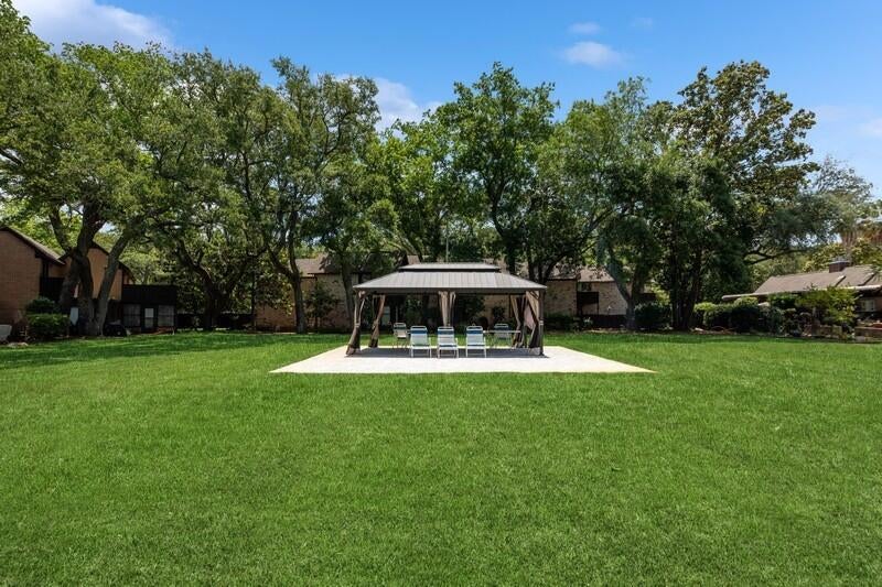 MOSSEY COVE T/H - Residential Lease