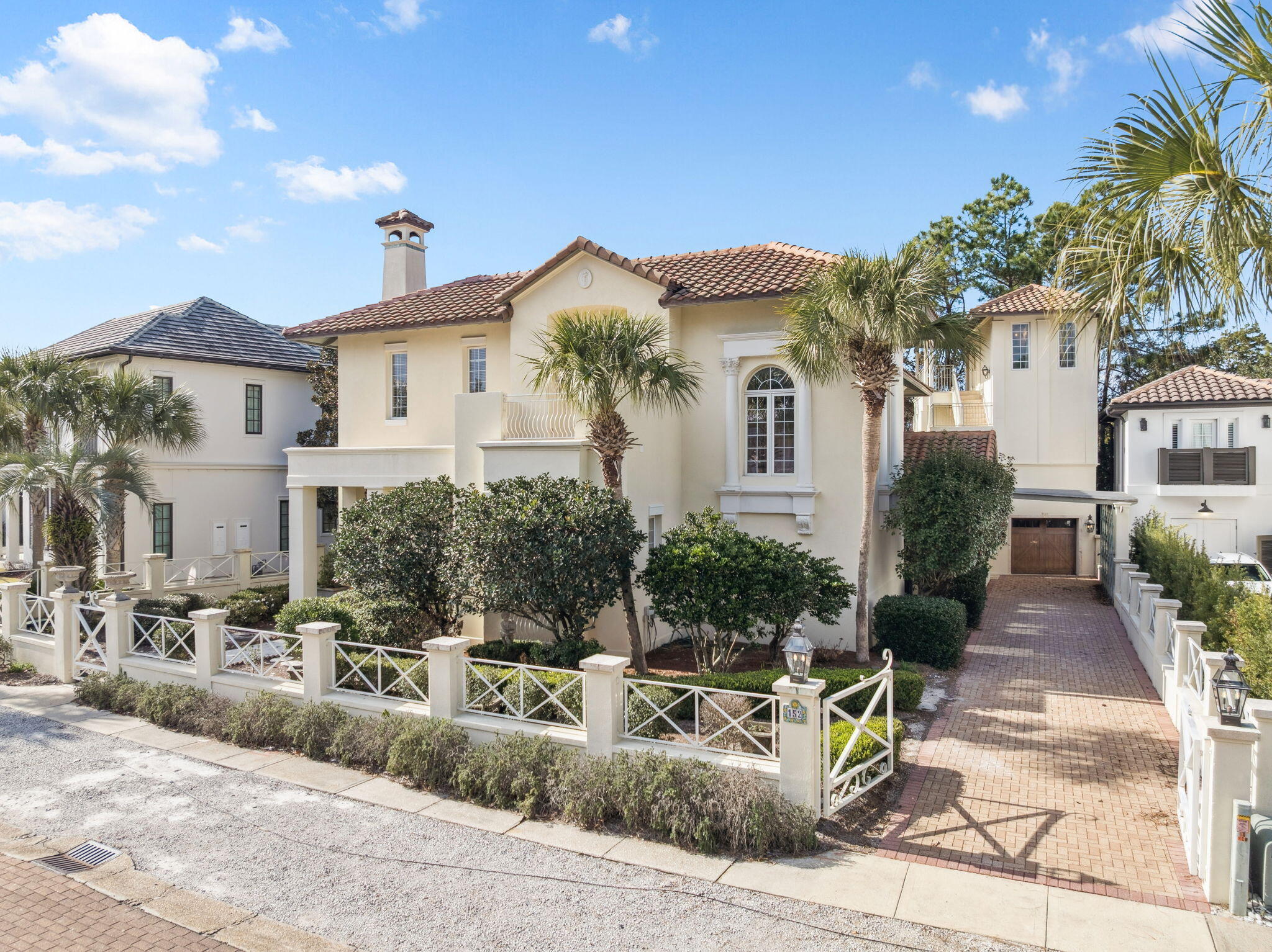 VILLAGE OF WHITE CLIFFS THE - Residential