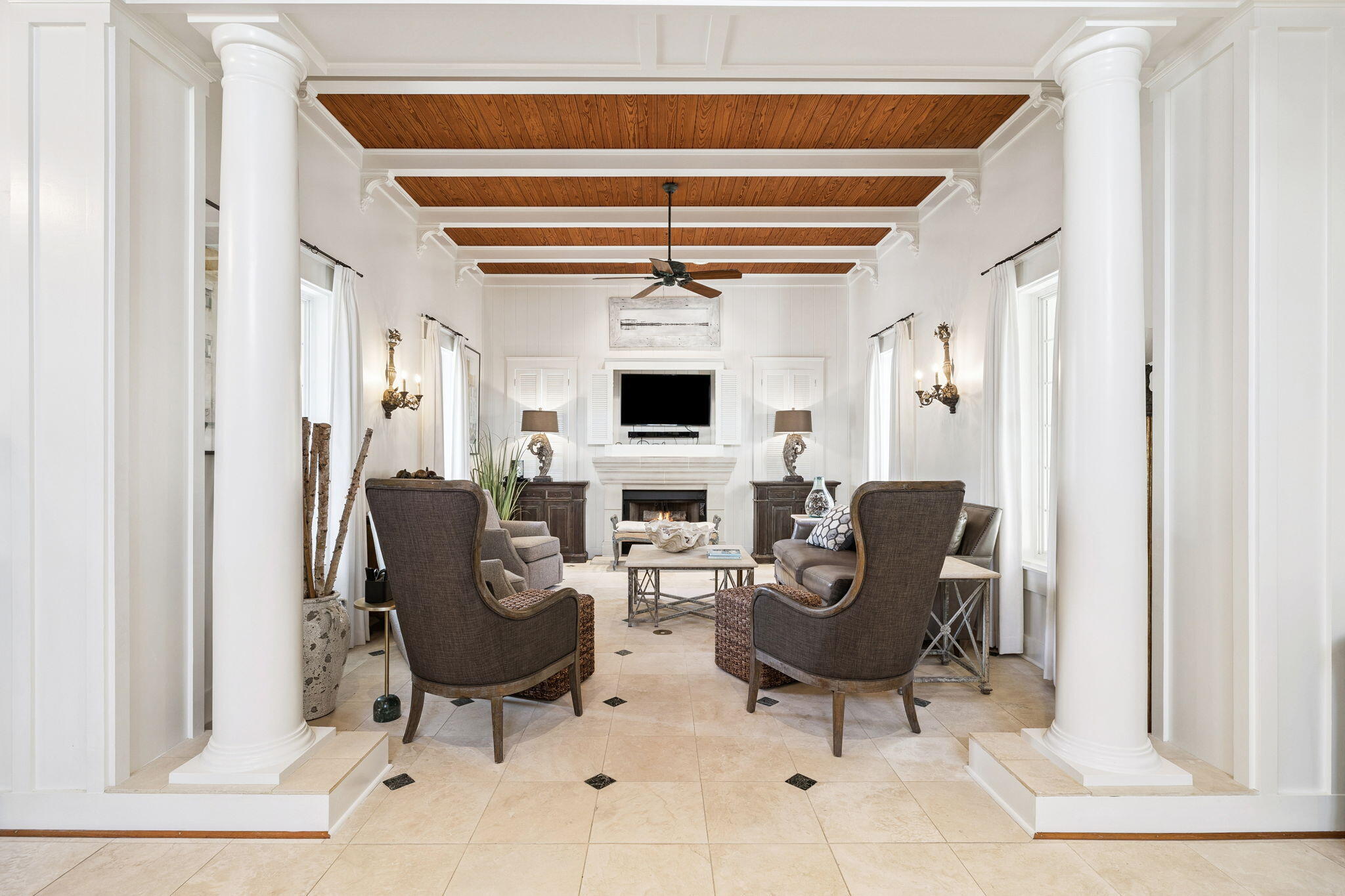 VILLAGE OF WHITE CLIFFS THE - Residential