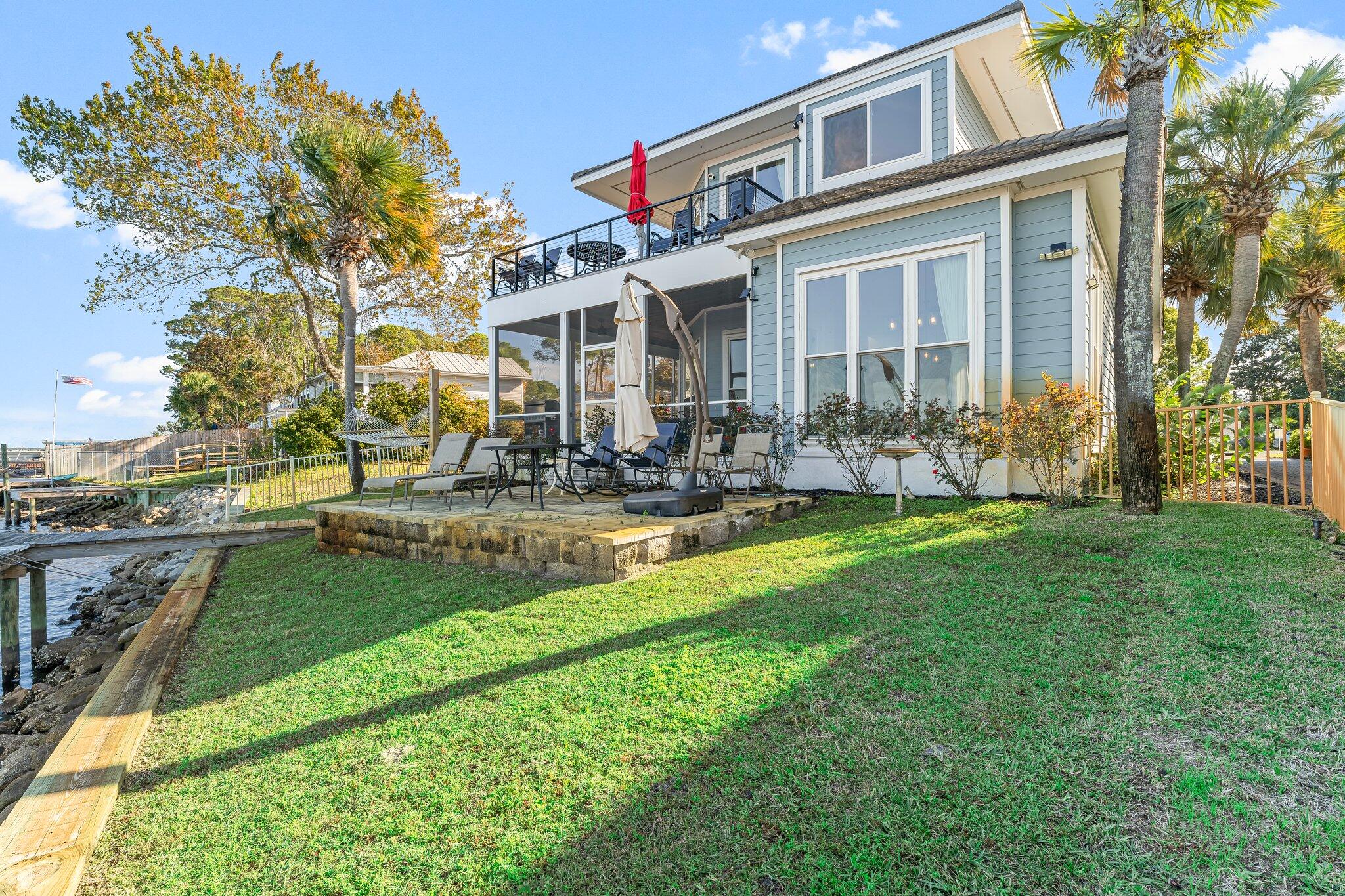 BAYSHORE GARDENS - Residential Lease