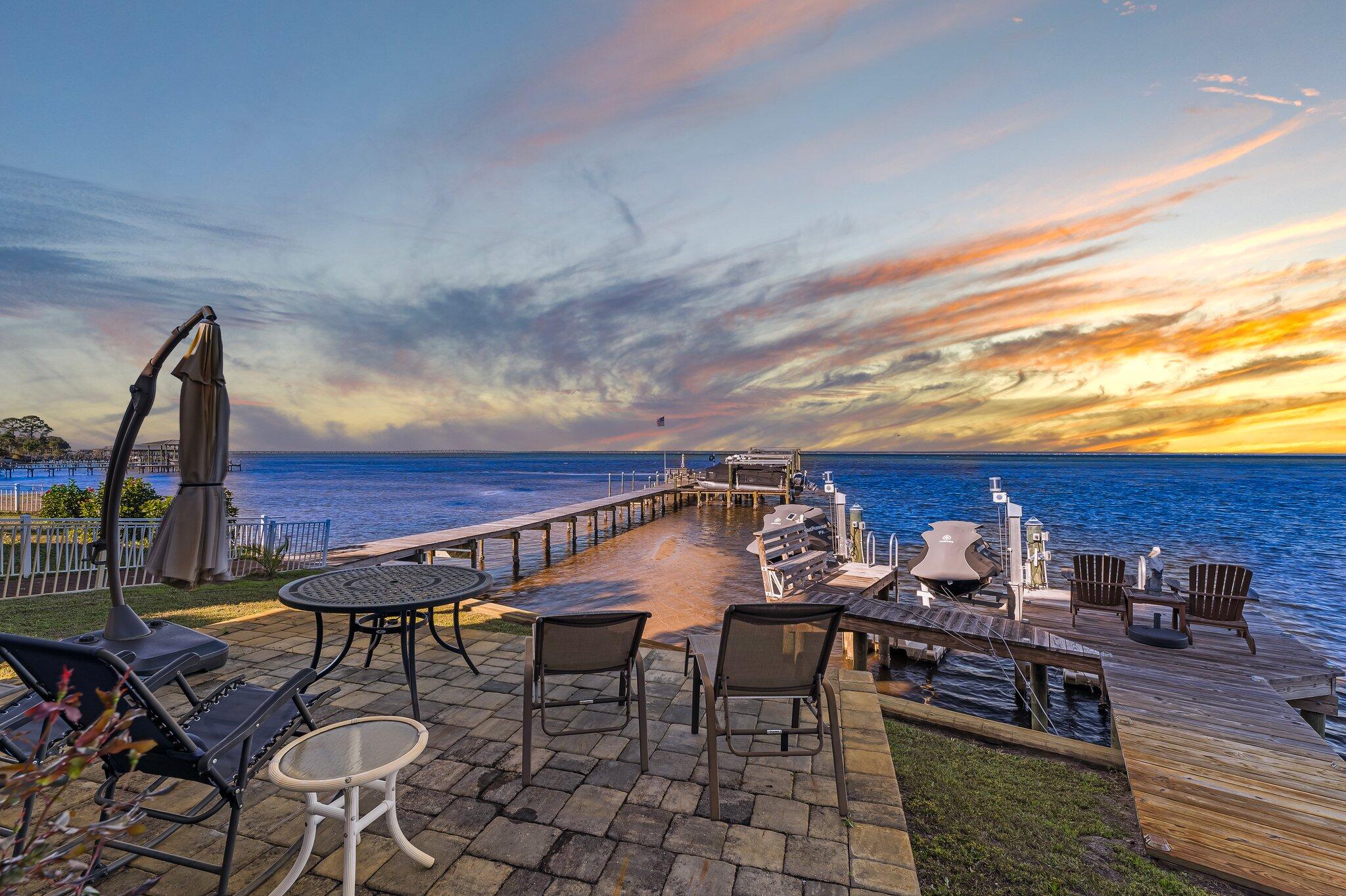 BAYSHORE GARDENS - Residential Lease